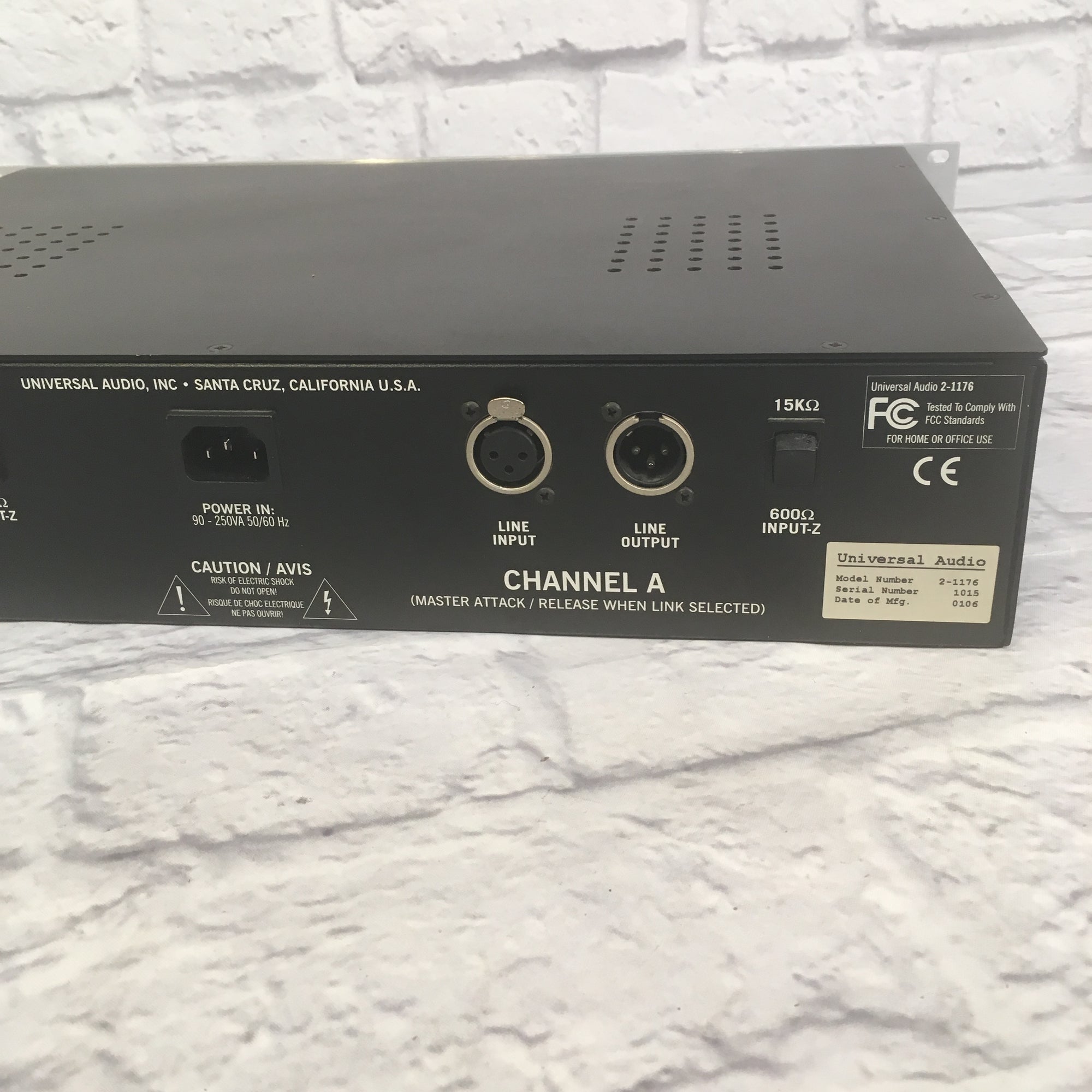 Universal Audio 2-1176 Stereo Compressor Limiter