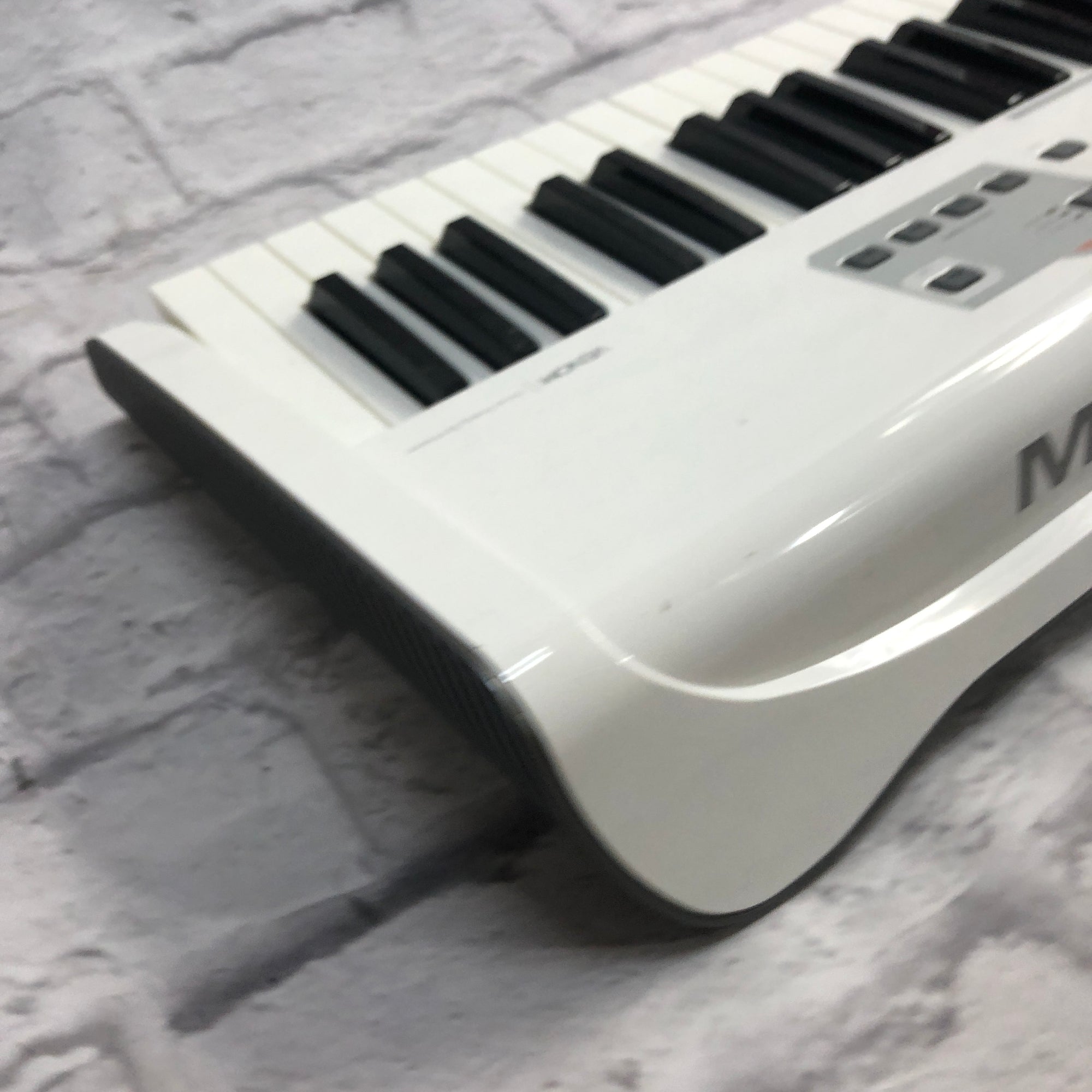 M Audio Venom Synthesizer