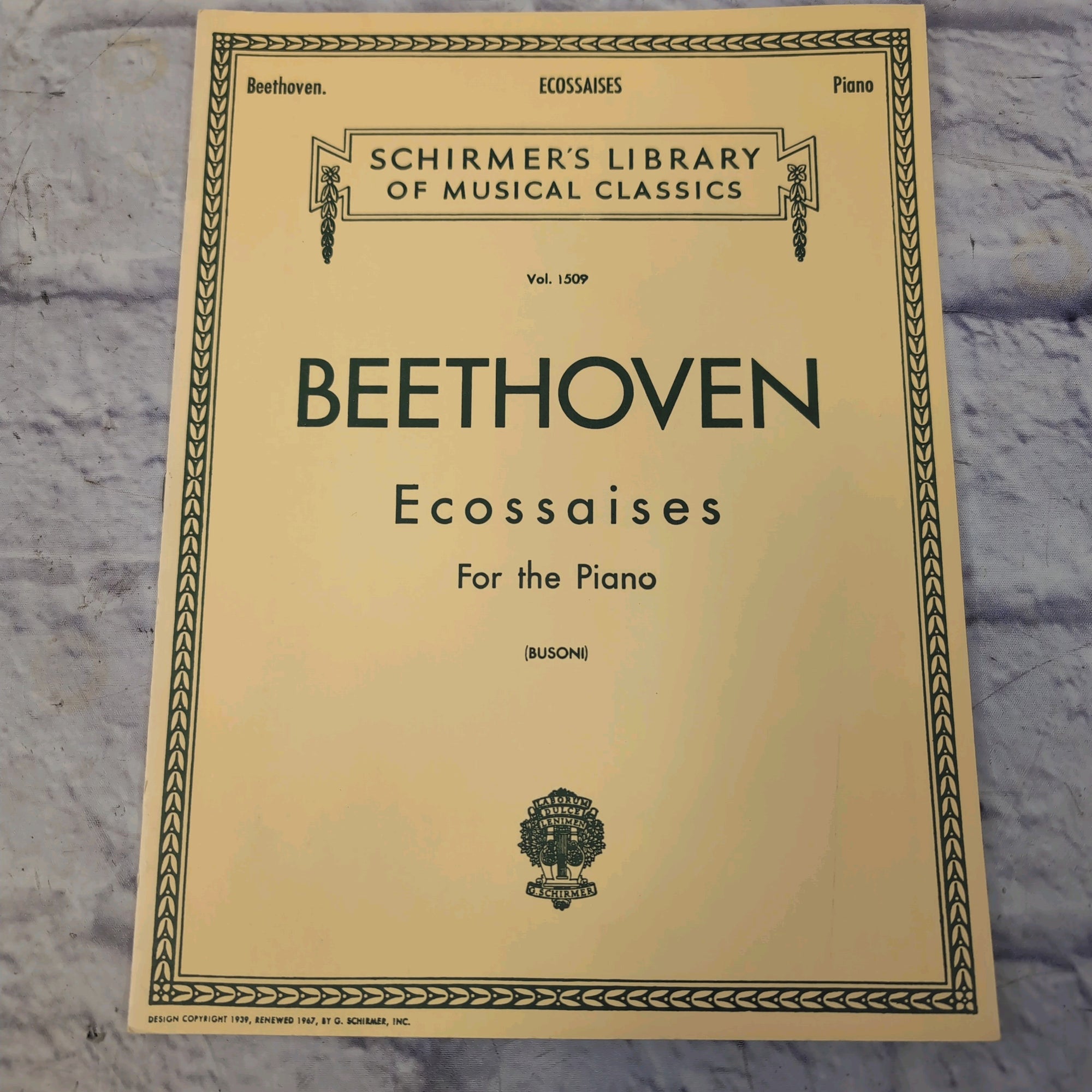 Schirmer's Library Vol 1509 Beethoven: Ecossaises