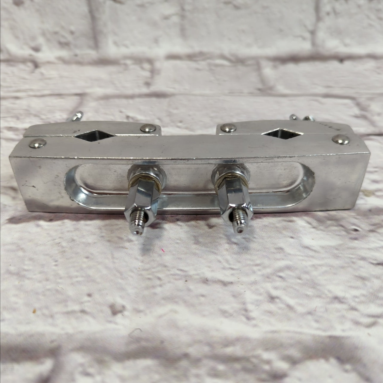 Unknown Drum Clamp