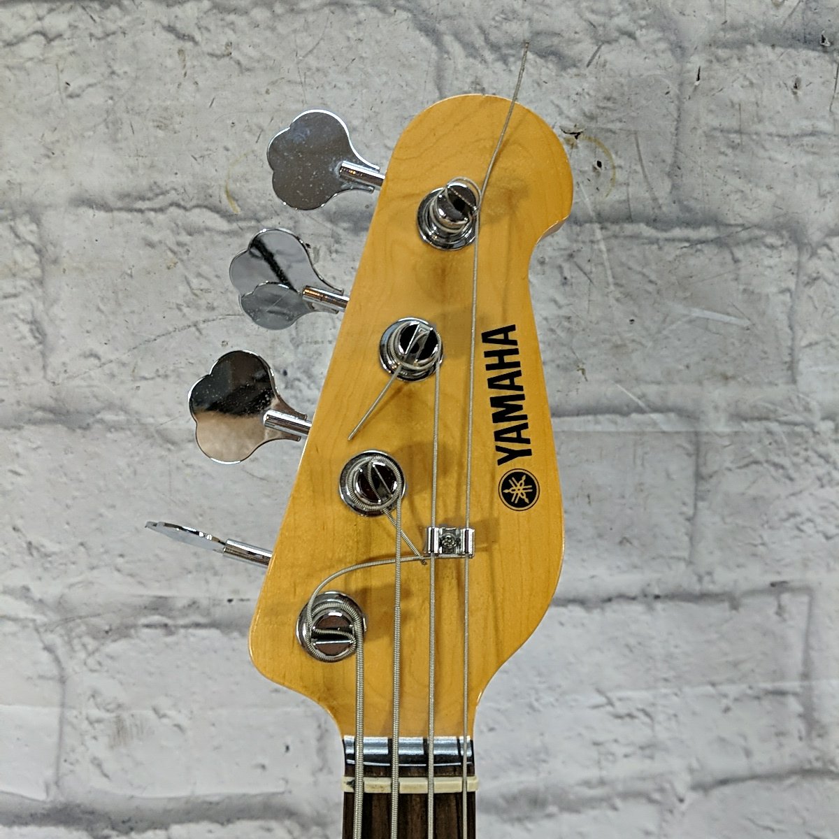 Yamaha BB614 Natural 4 String Bass Guitar - Evolution Music