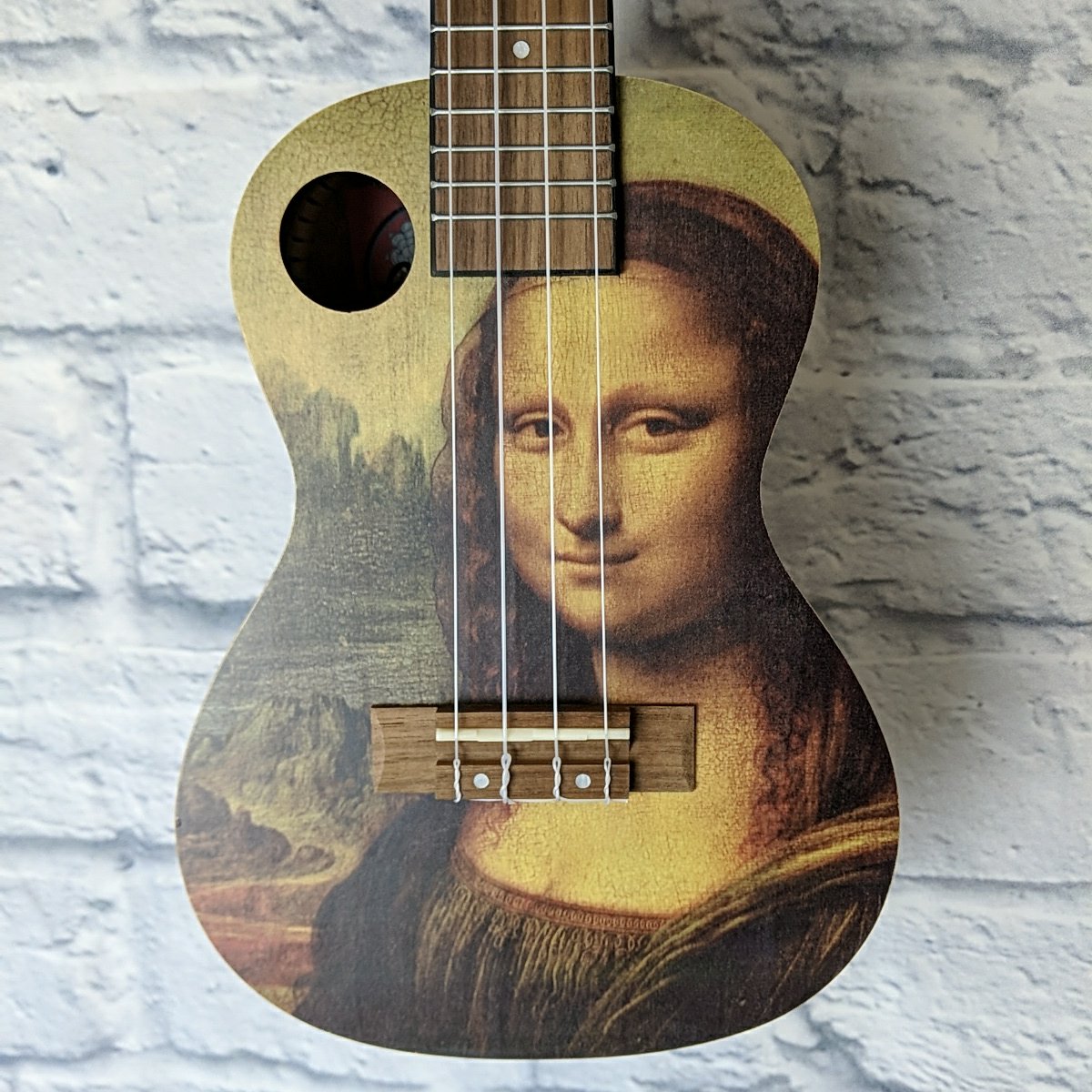 Amahi UKC-3DA12 Mona Lisa Concert Mahogany Ukulele