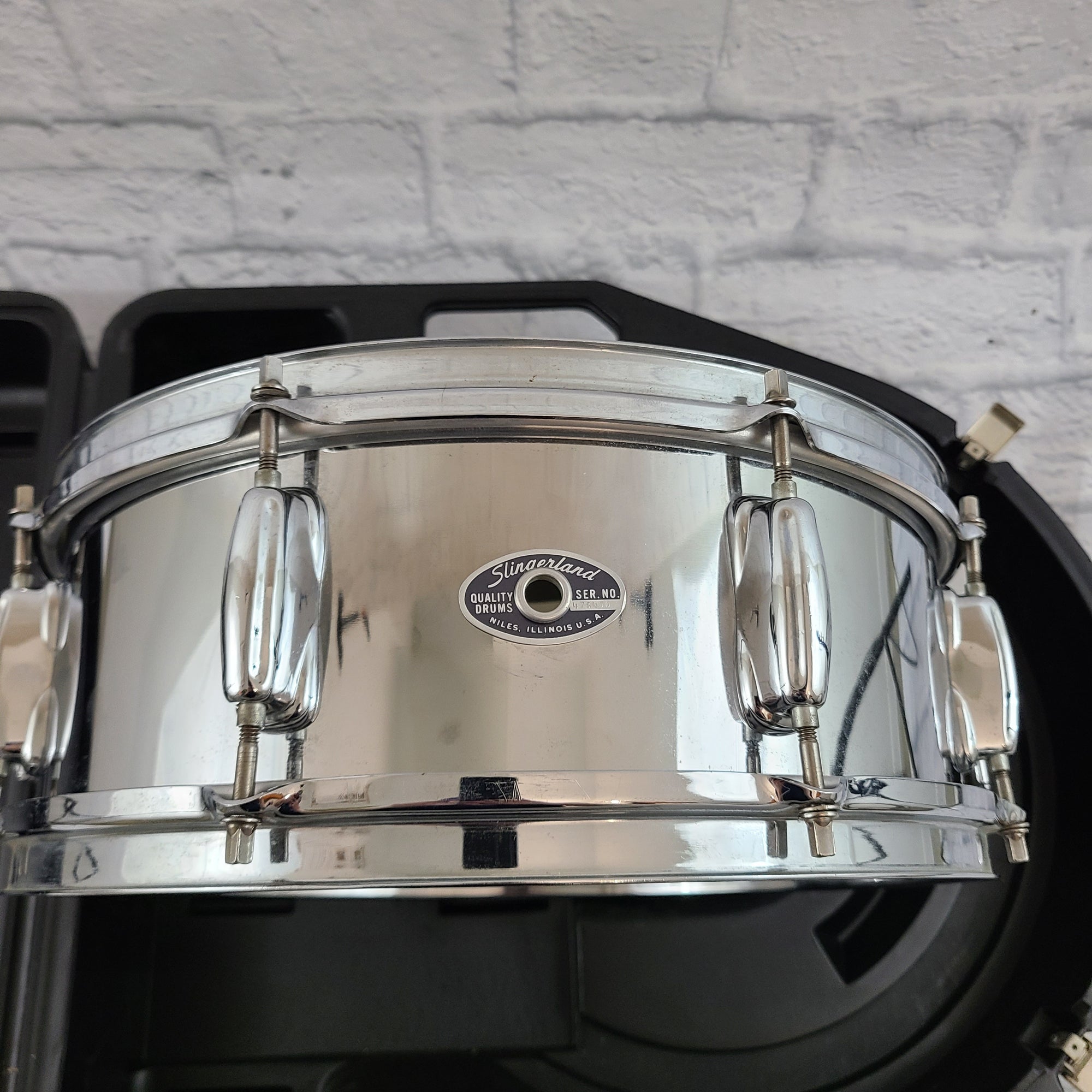 Slingerland Festival Series Model 141 Chrome over Steel w/ Case