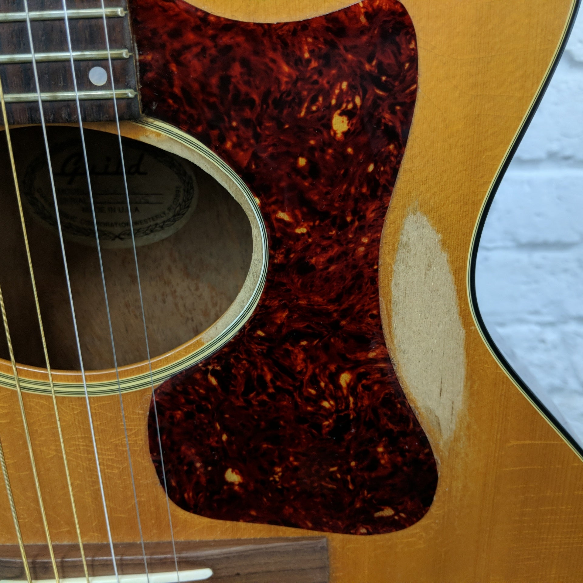 Guild F4CE-NT 1993 Acoustic Guitar W/Hardcase
