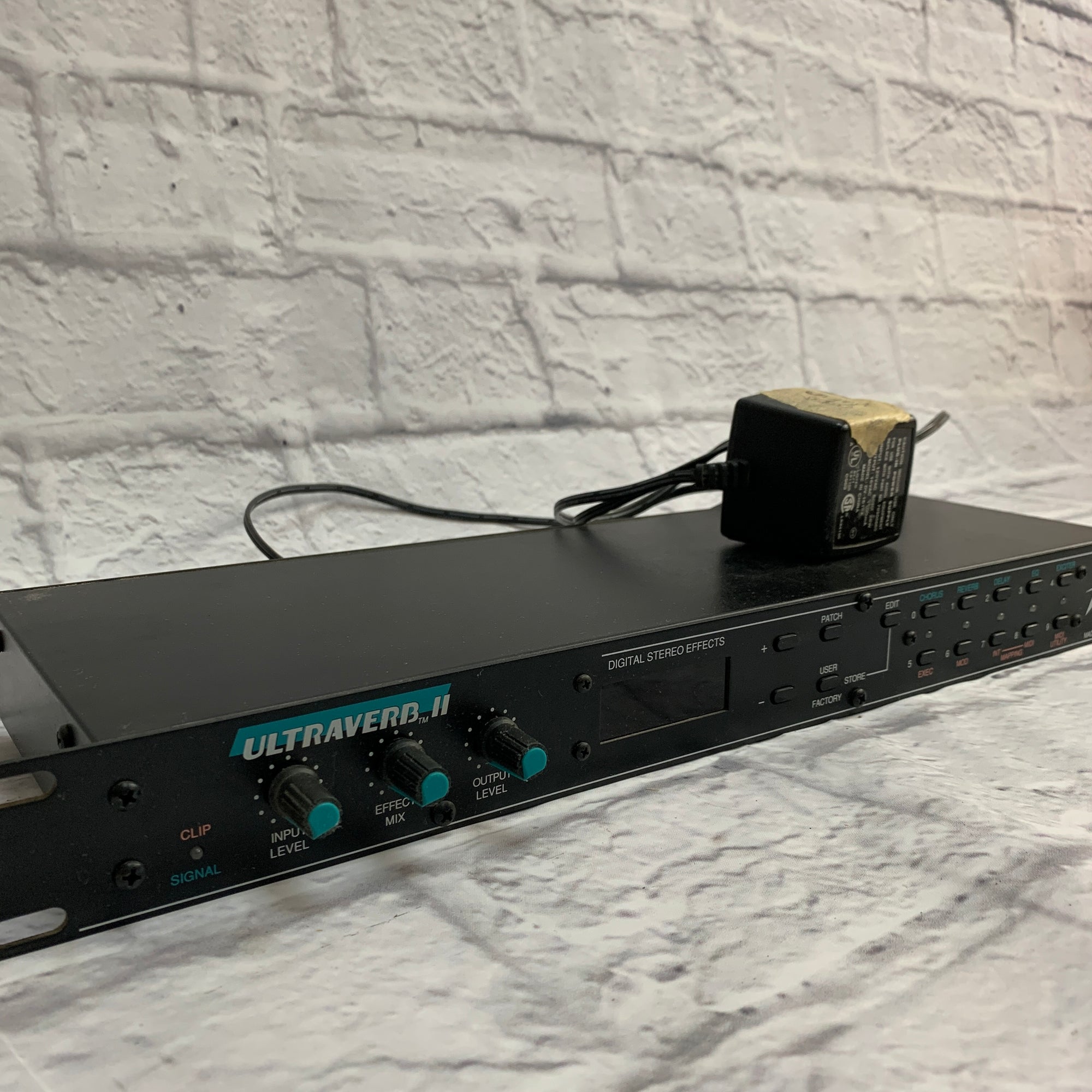 Peavey Ultraverb II Rack Reverb Unit - Evolution Music