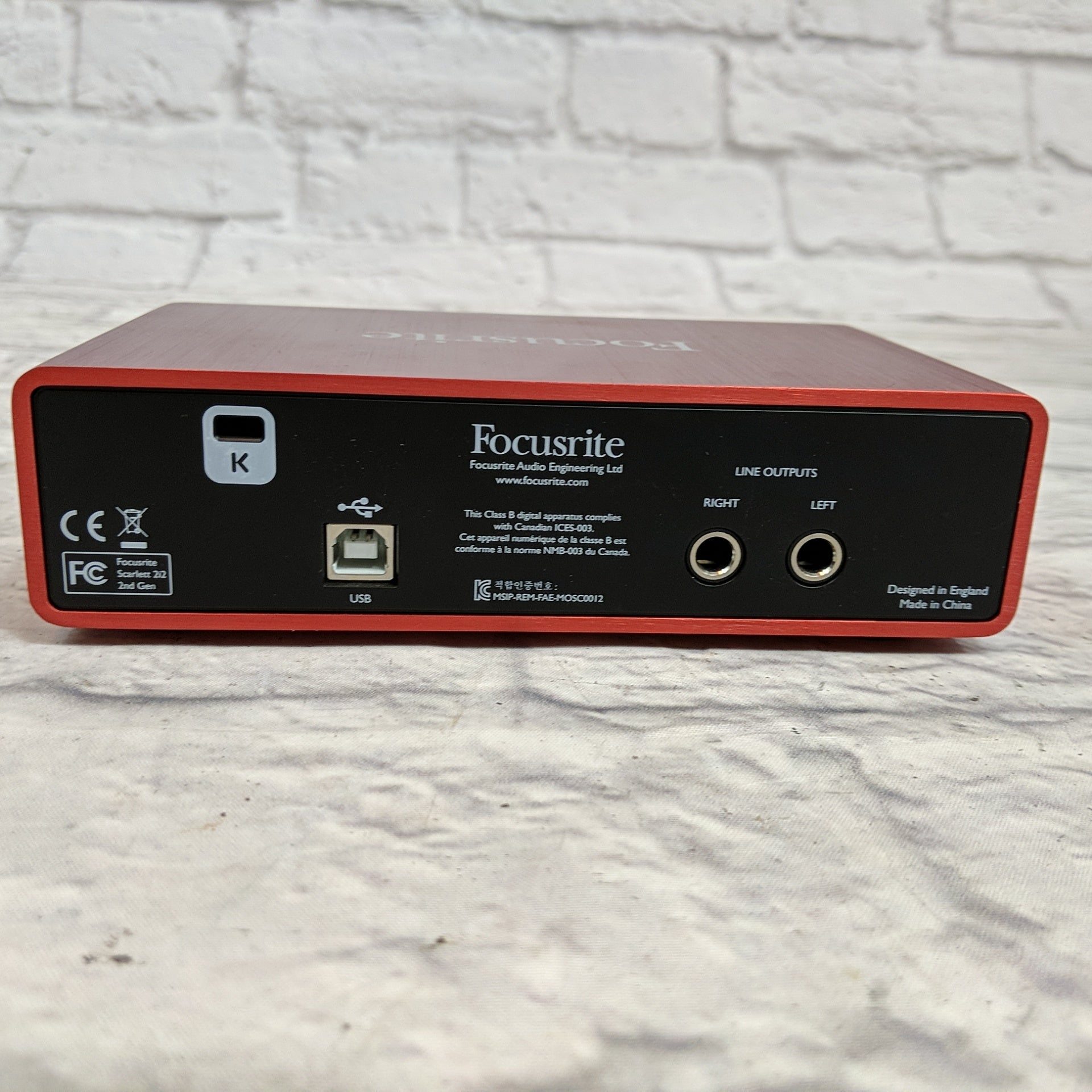 Focusrite Scarlett 2i2 2nd Generation USB Recording Interface