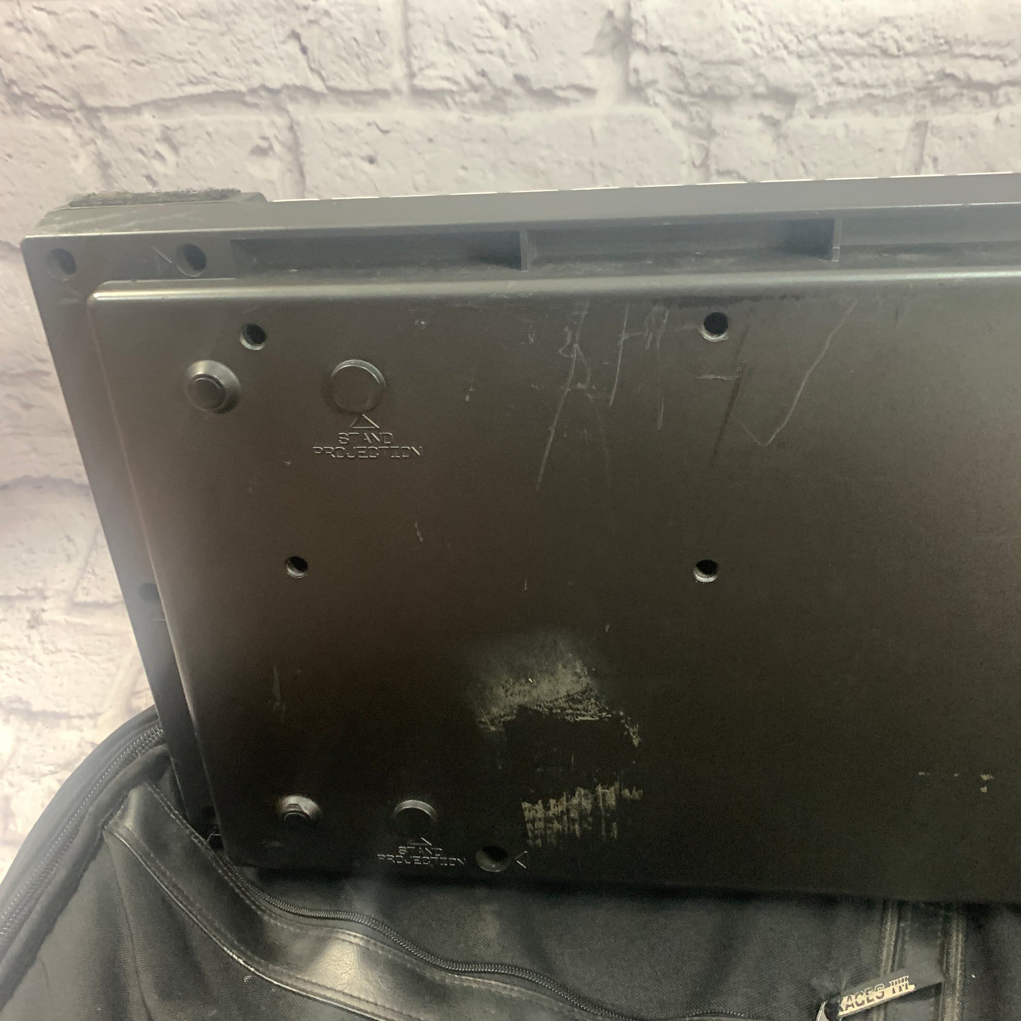 Roland E-5 Synth w/ Bag