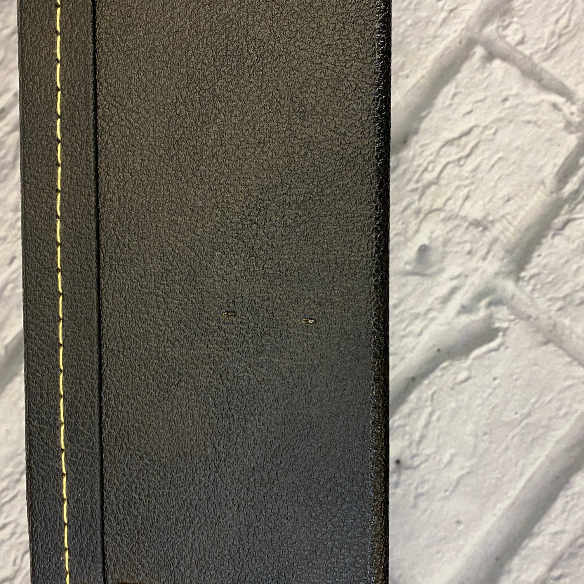 Unknown Hard Shell Acoustic Guitar Case