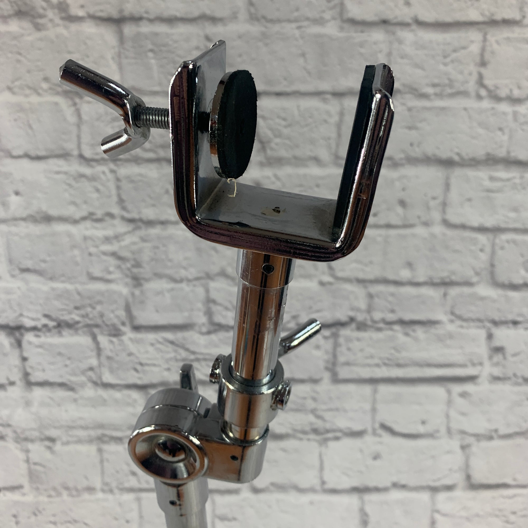Unknown Bongo Stand