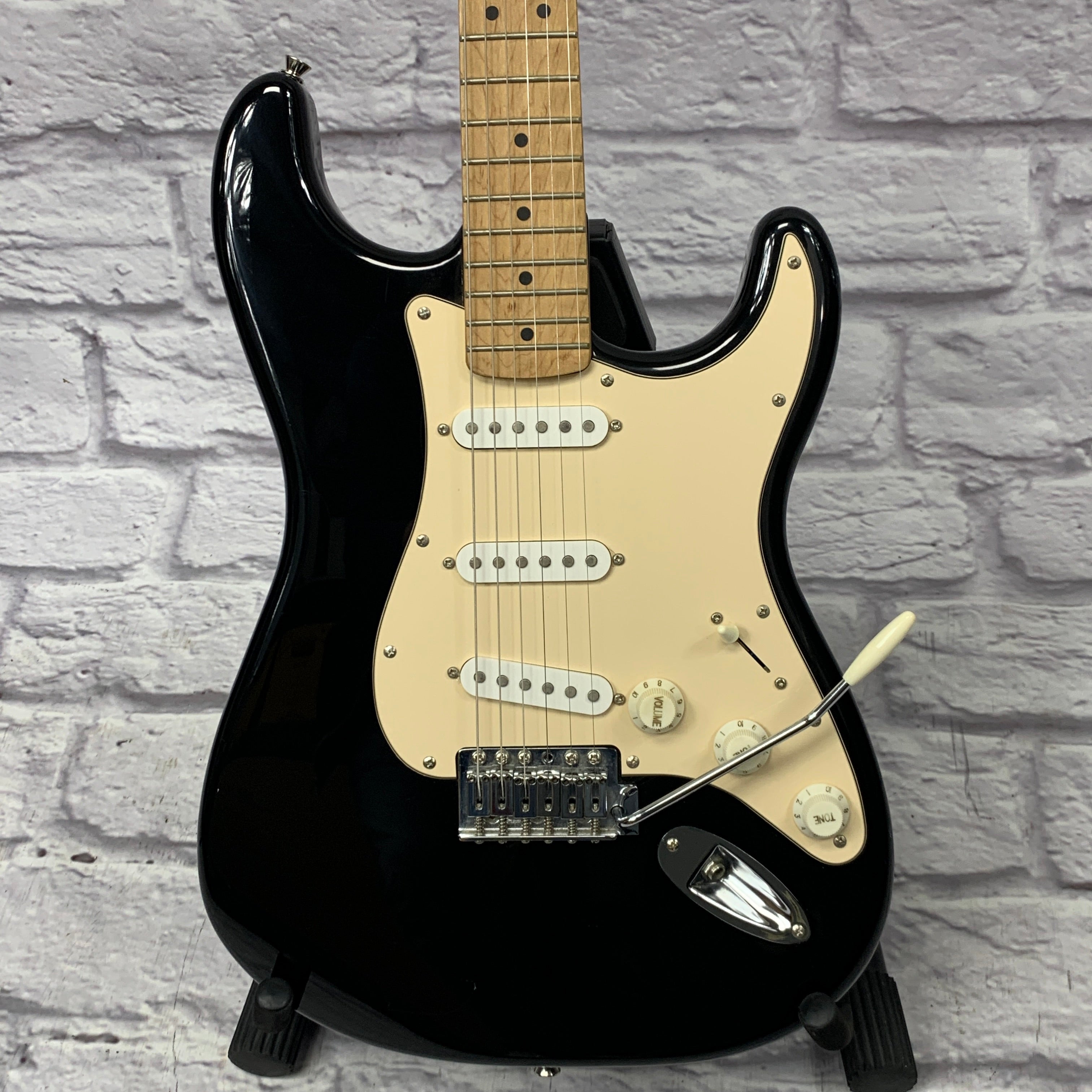 Fender Starcaster Strat Electric Guitar Black - Evolution Music