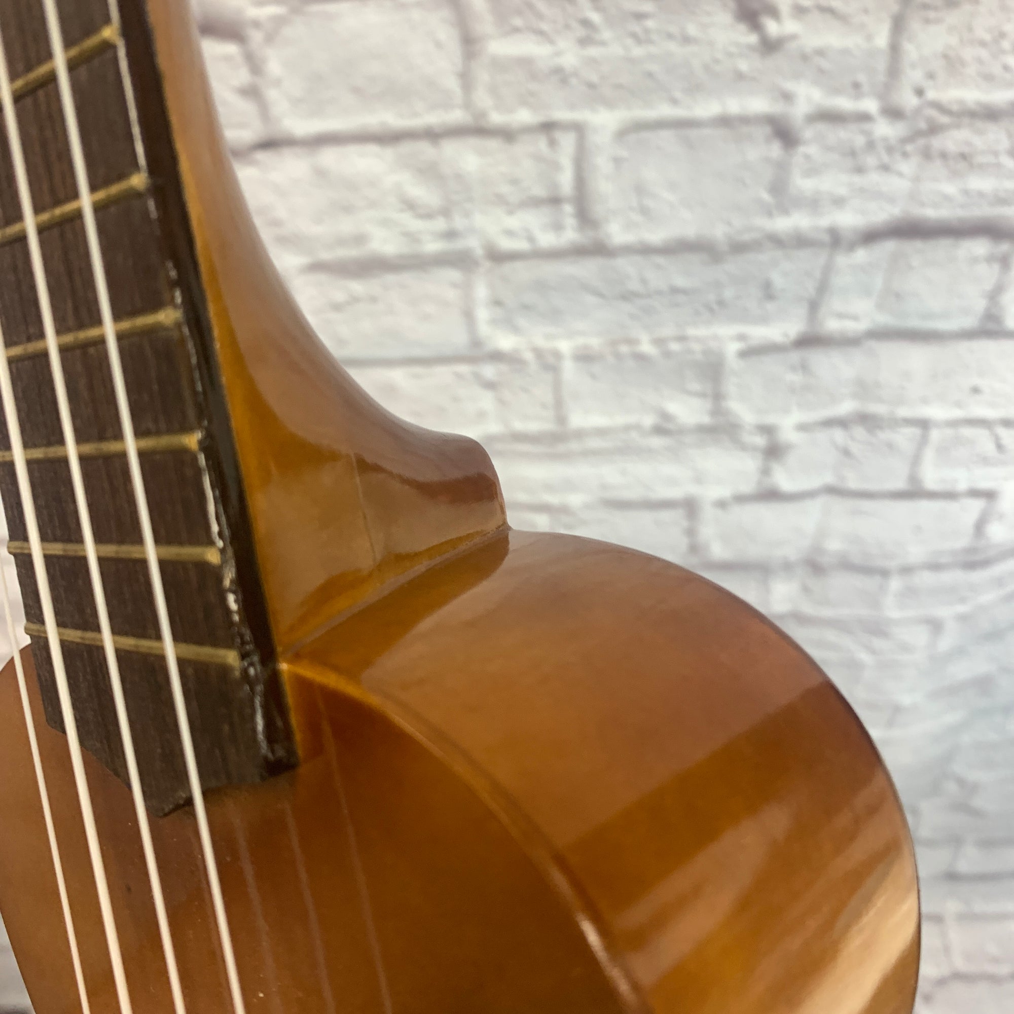 Hua Wind Ukulele