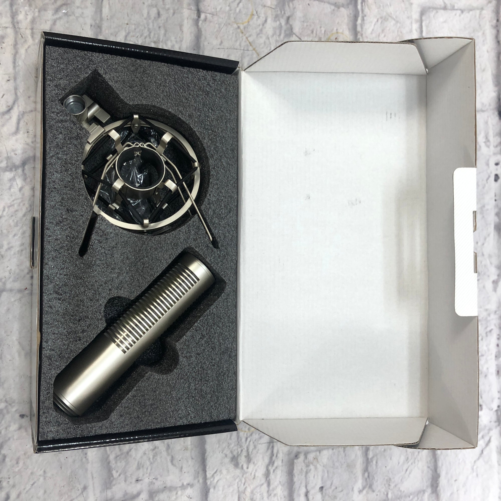 MXL 860 Side Address Ribbon Microphone