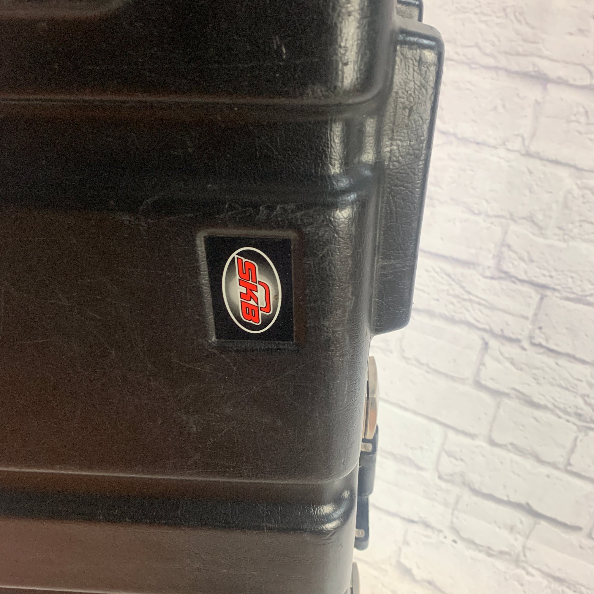 SKB 61-Key Rolling Keyboard Case with Wheels