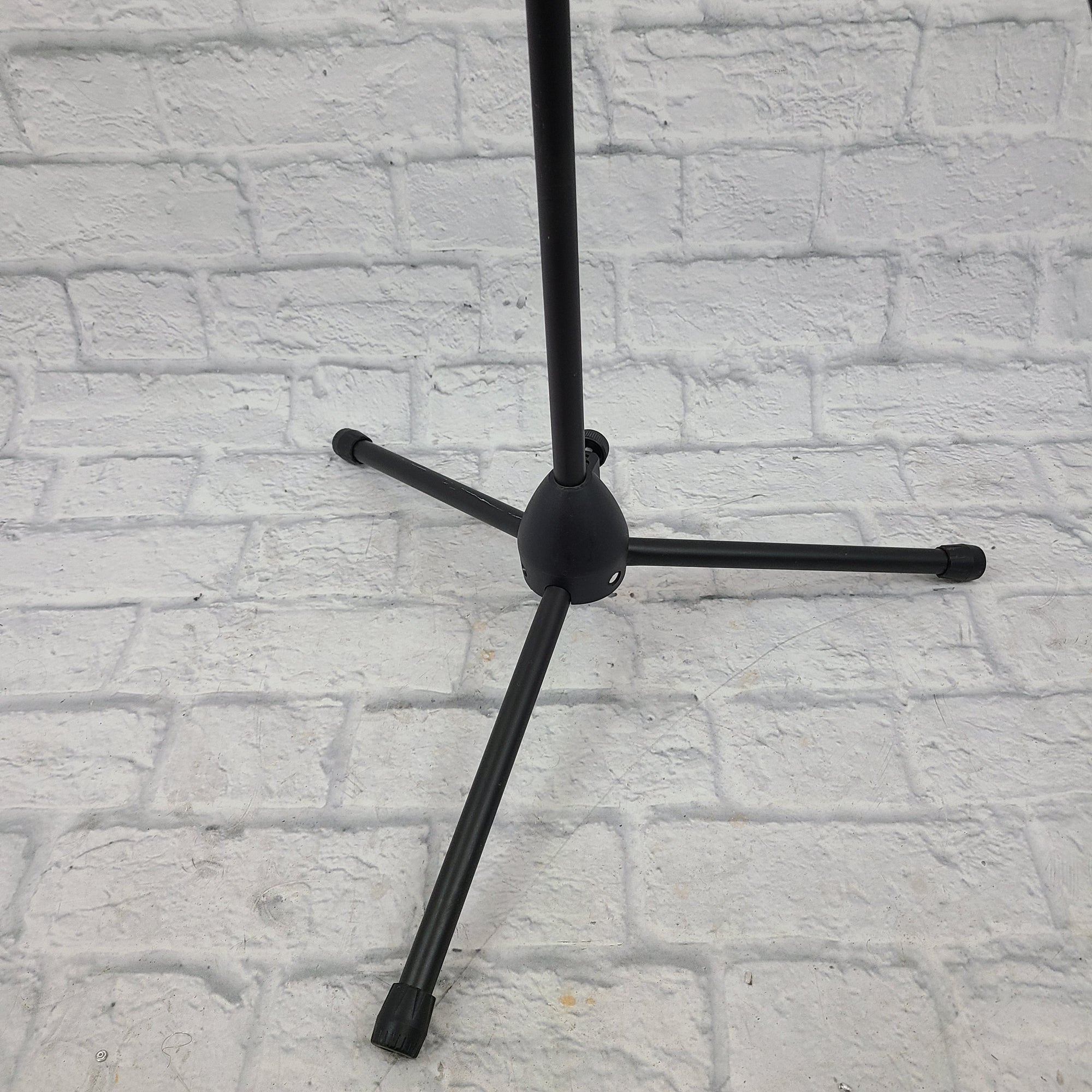 Unknown Microphone Boom Mic Stand