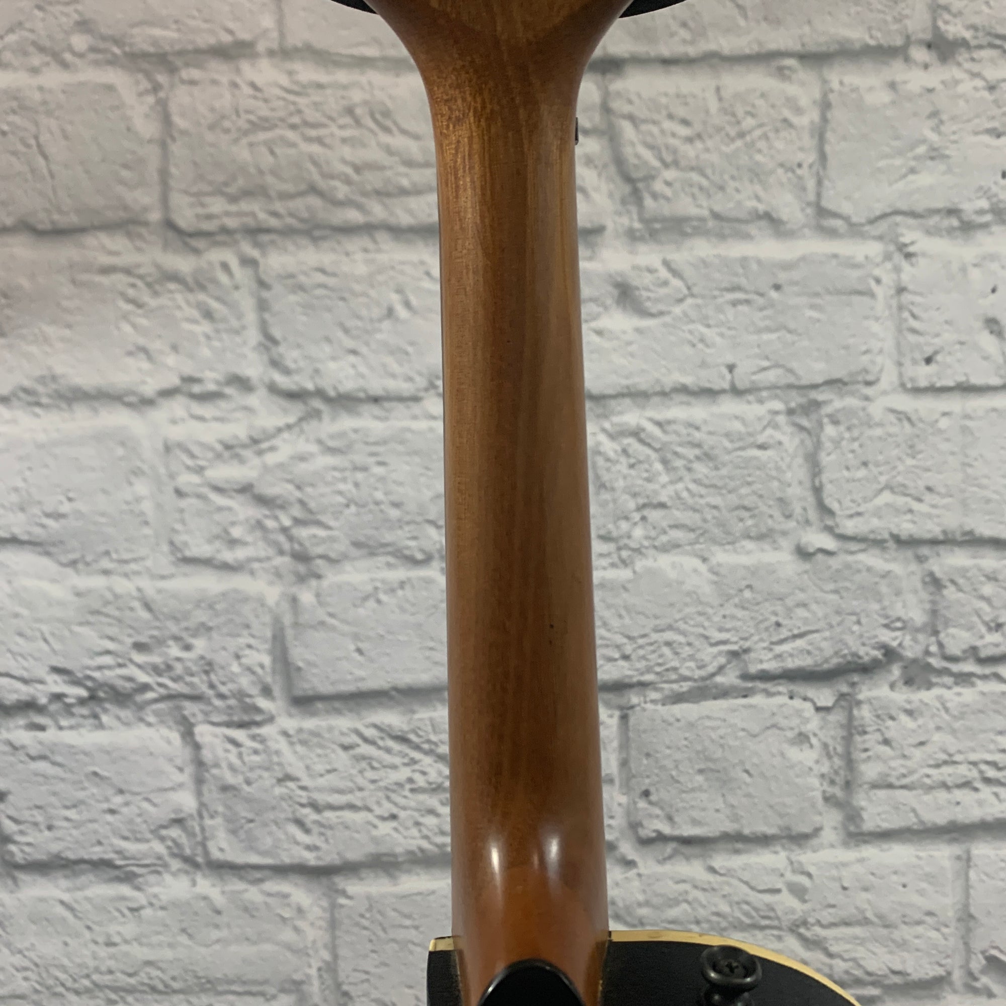 Ovation Celebrity MC-148 Mandolin w/ Hard Case