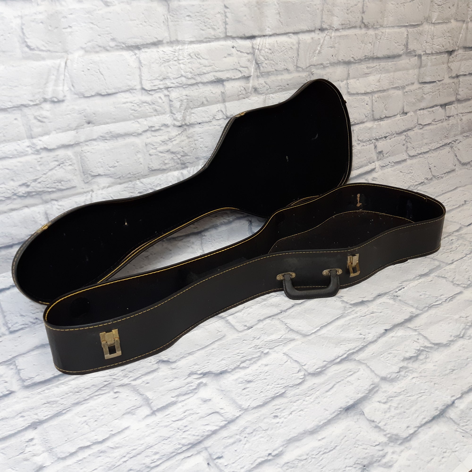 No Name Electric guitar chipboard case