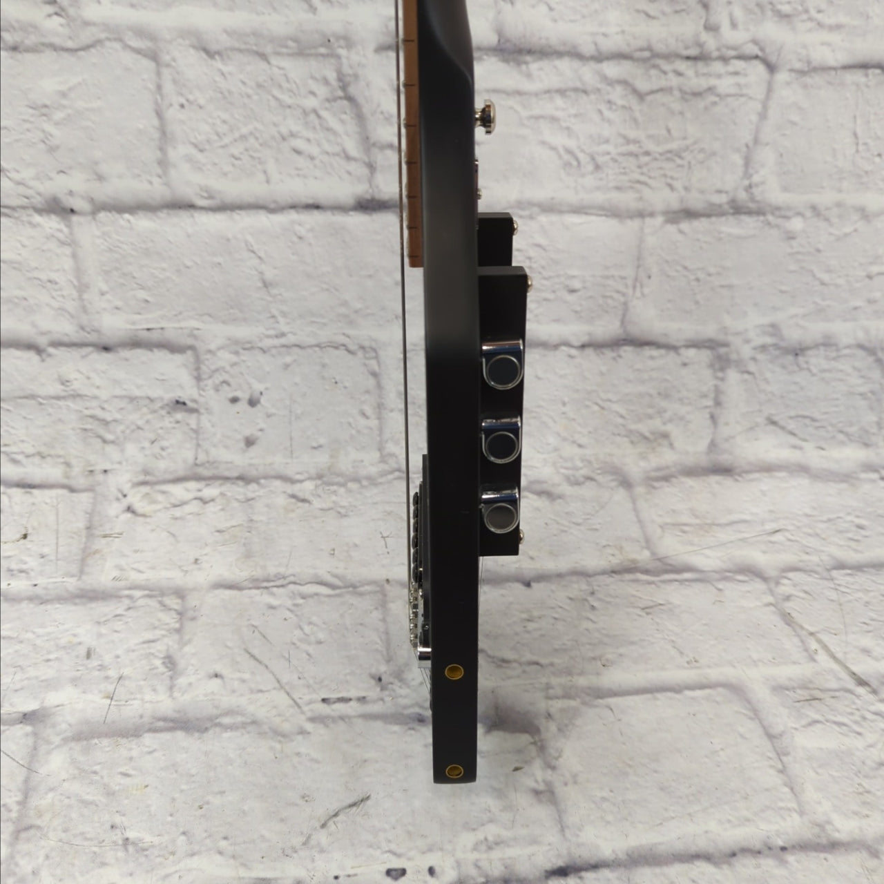 Traveler Ultralight Black Guitar Travel Guitar