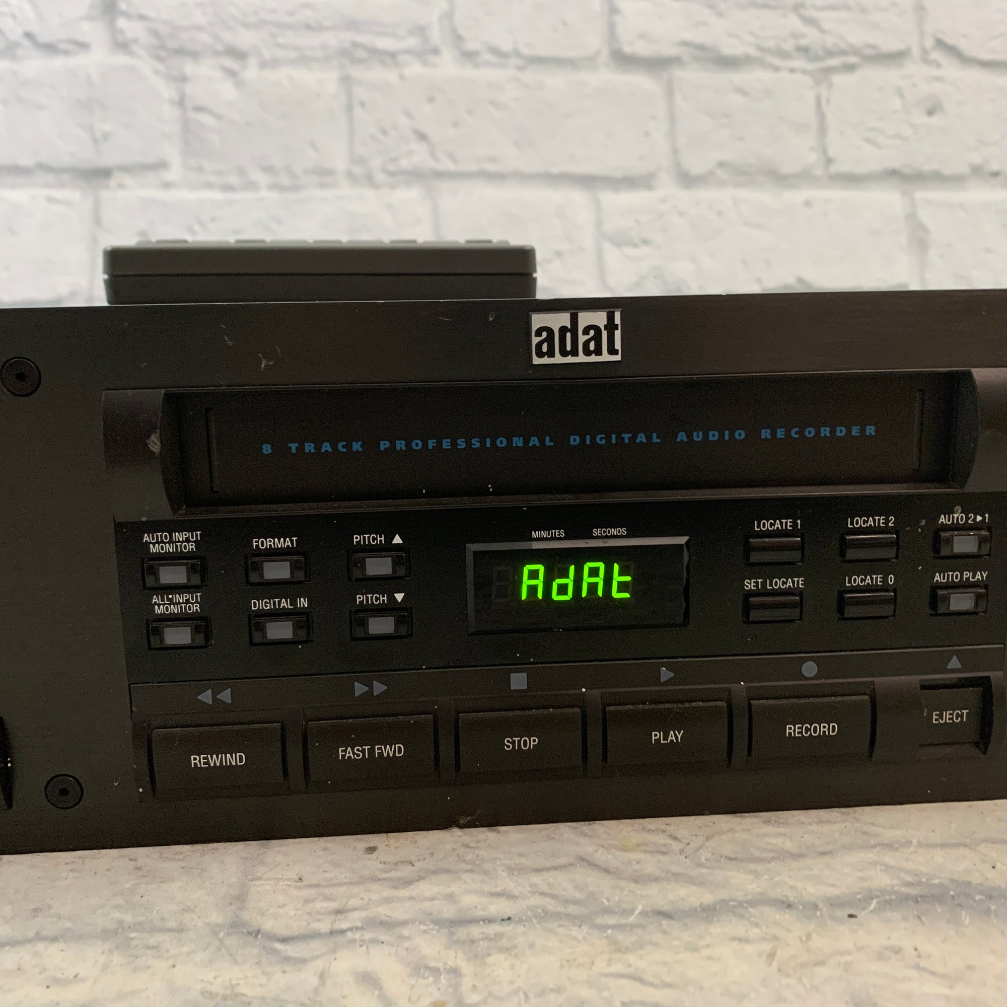 Alesis ADAT 16-Bit 8-Track Digital Audio Recorder "Blackface"