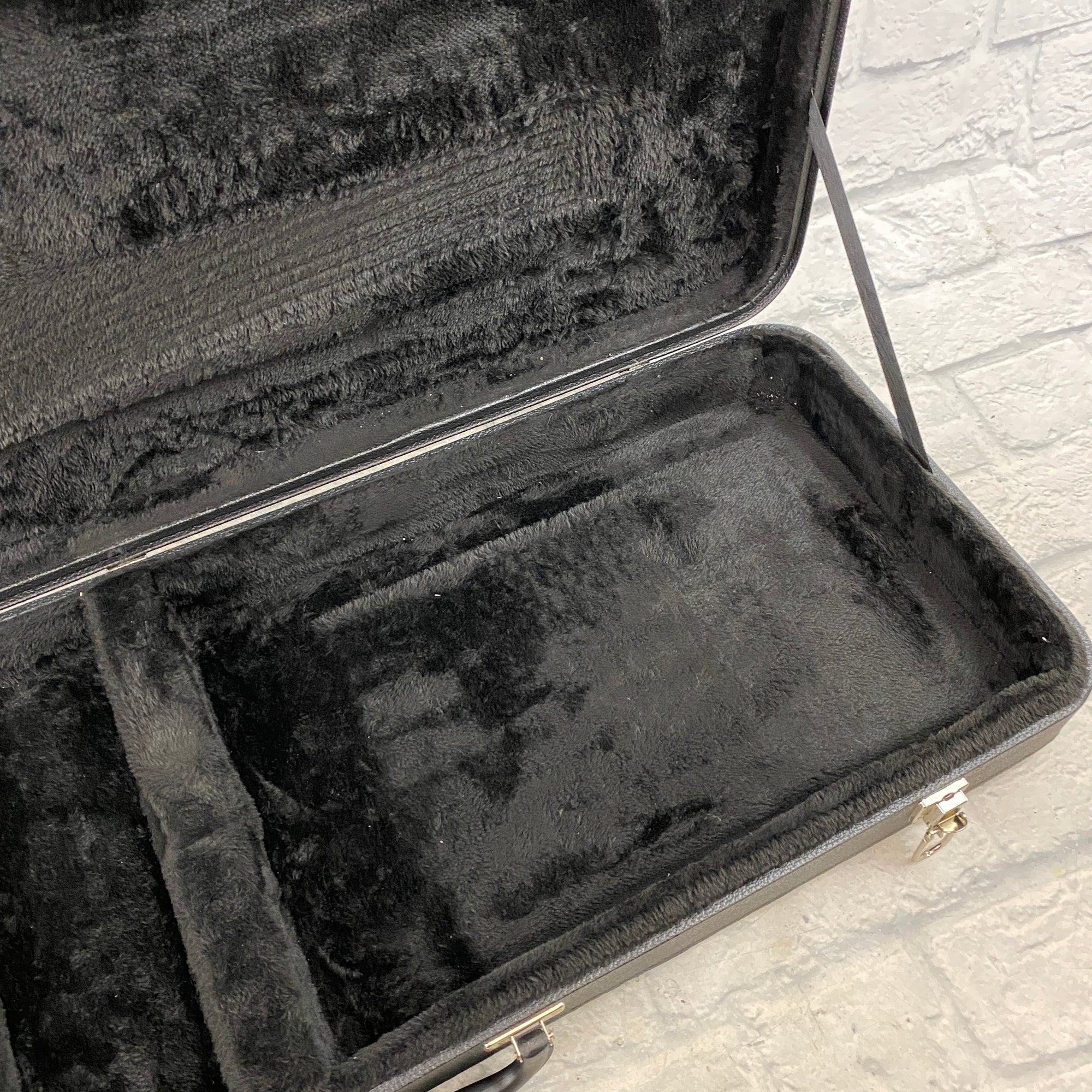 MBT Cases Harshell Universal Case