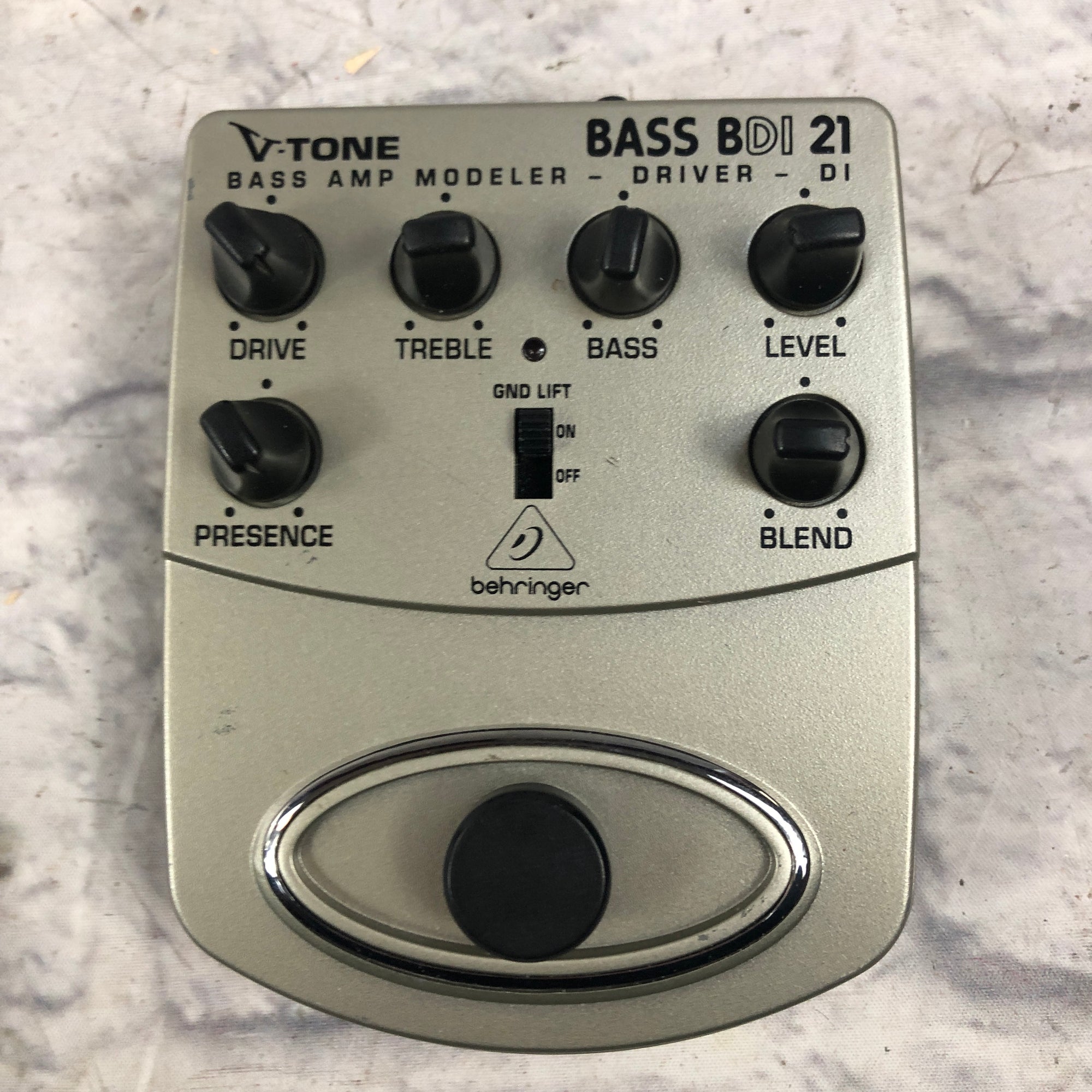 Behringer BDI21 Bass DI Pedal