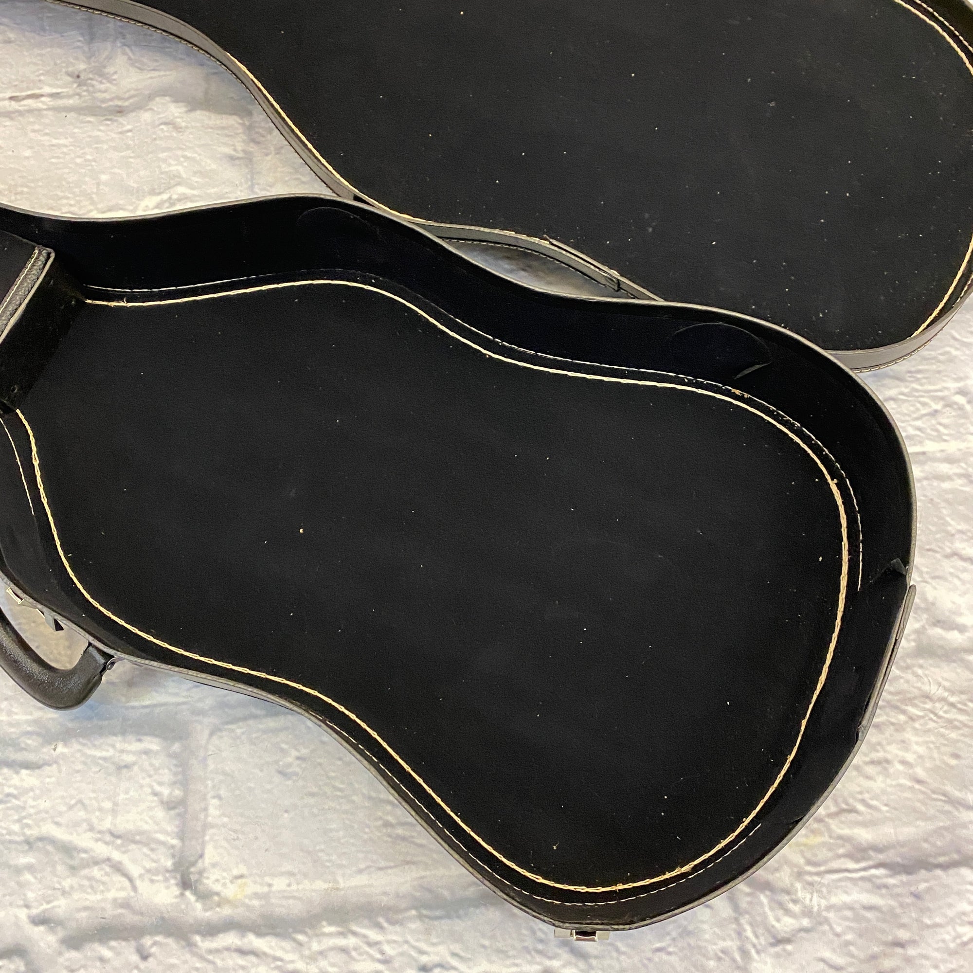 Unknown Electric Chipboard Hard Case