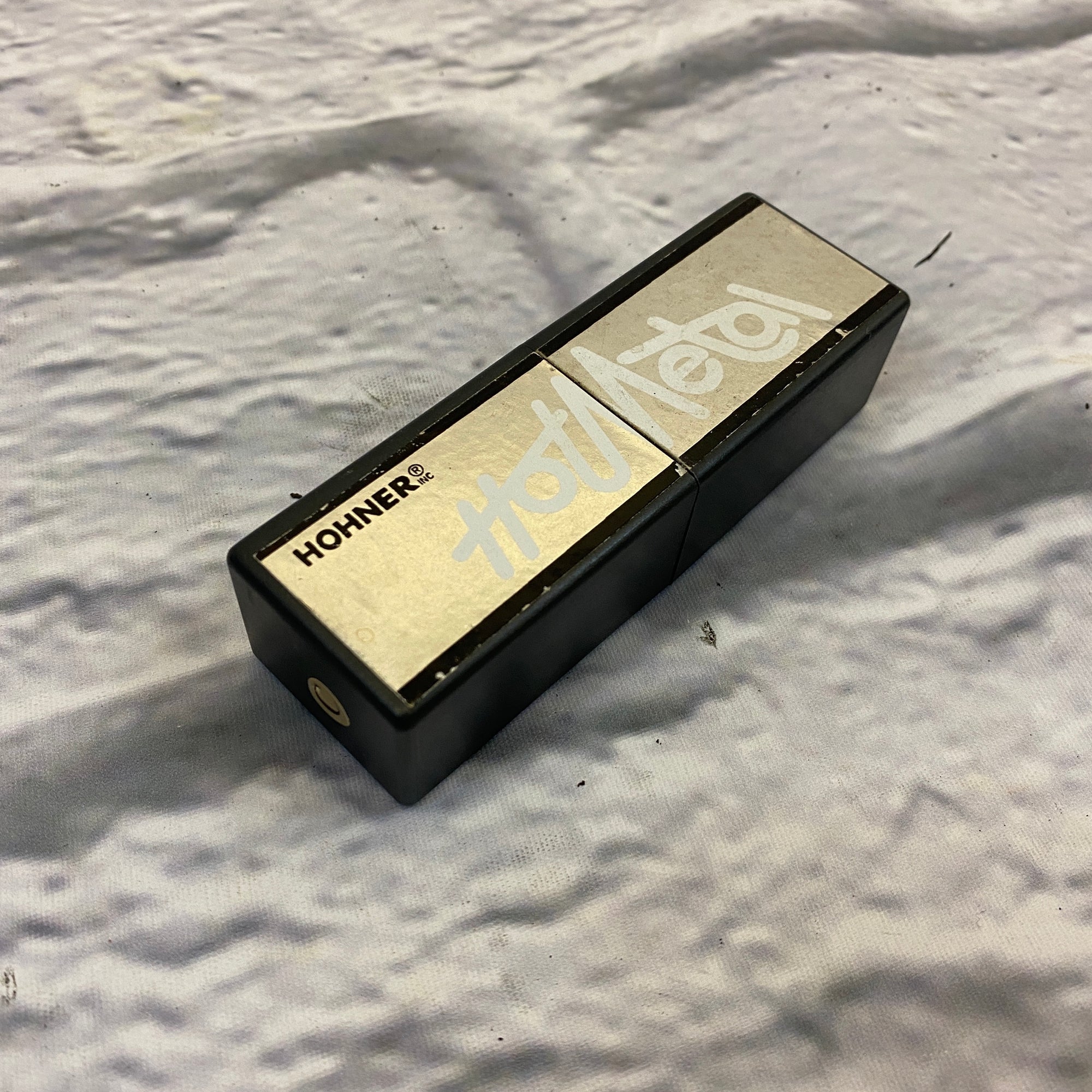 Hohner 572 Hot Metal Harmonica - C