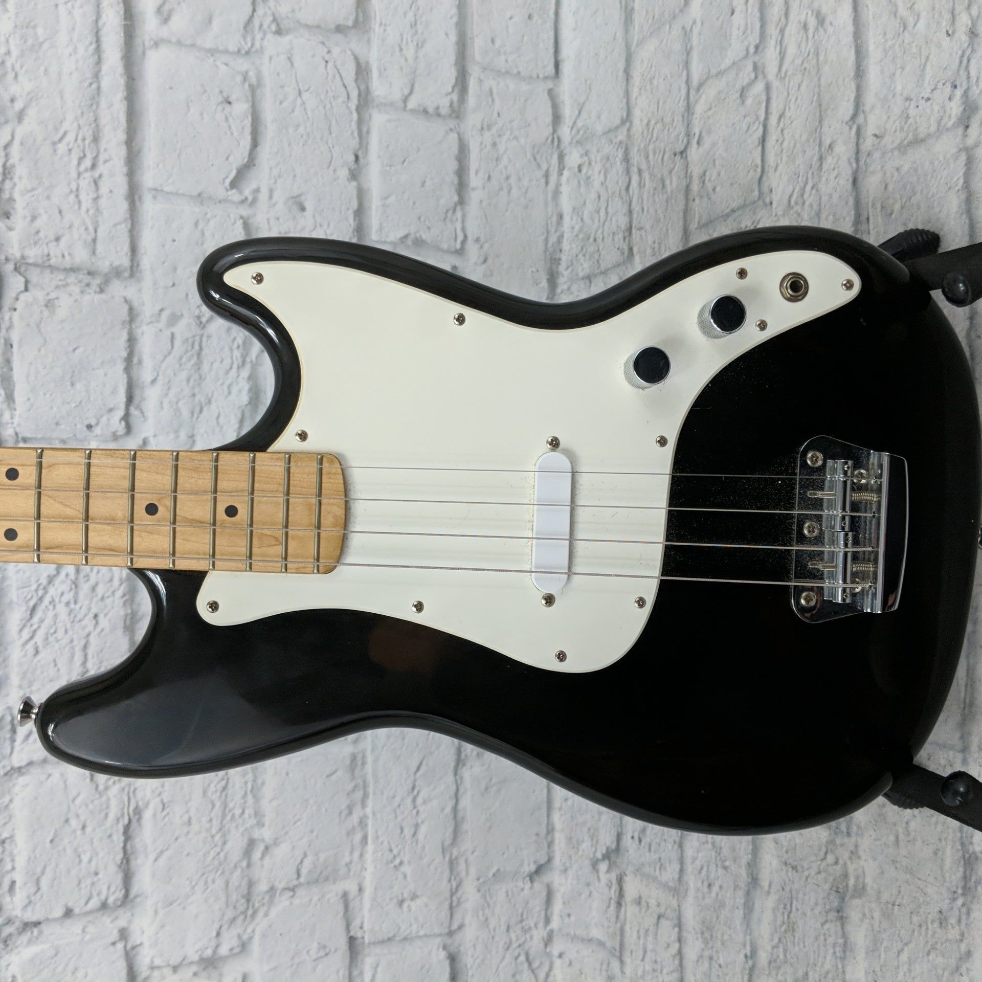 Squier Affinity Short Scale Bronco Bass
