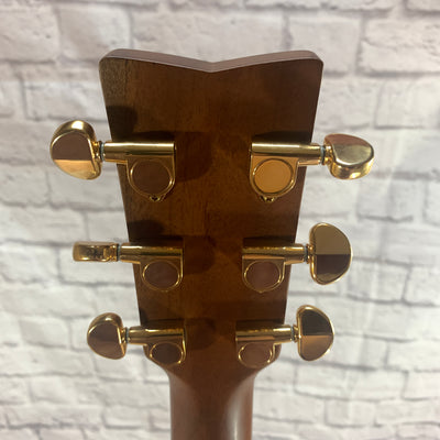 Yamaha F335 Dreadnaught Acoustic Guitar