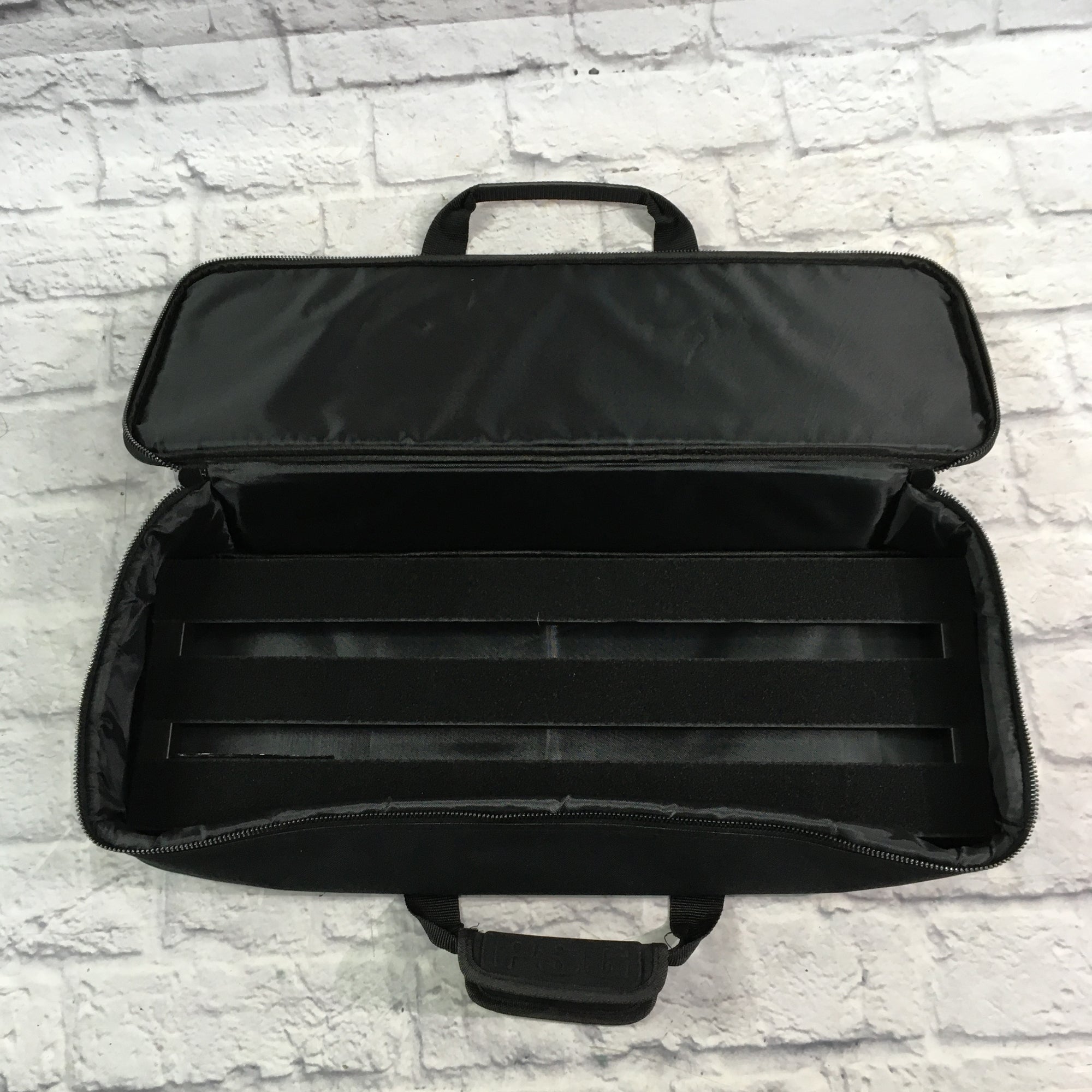 Pedaltrain Metro 24 Pedal Board w/ bag