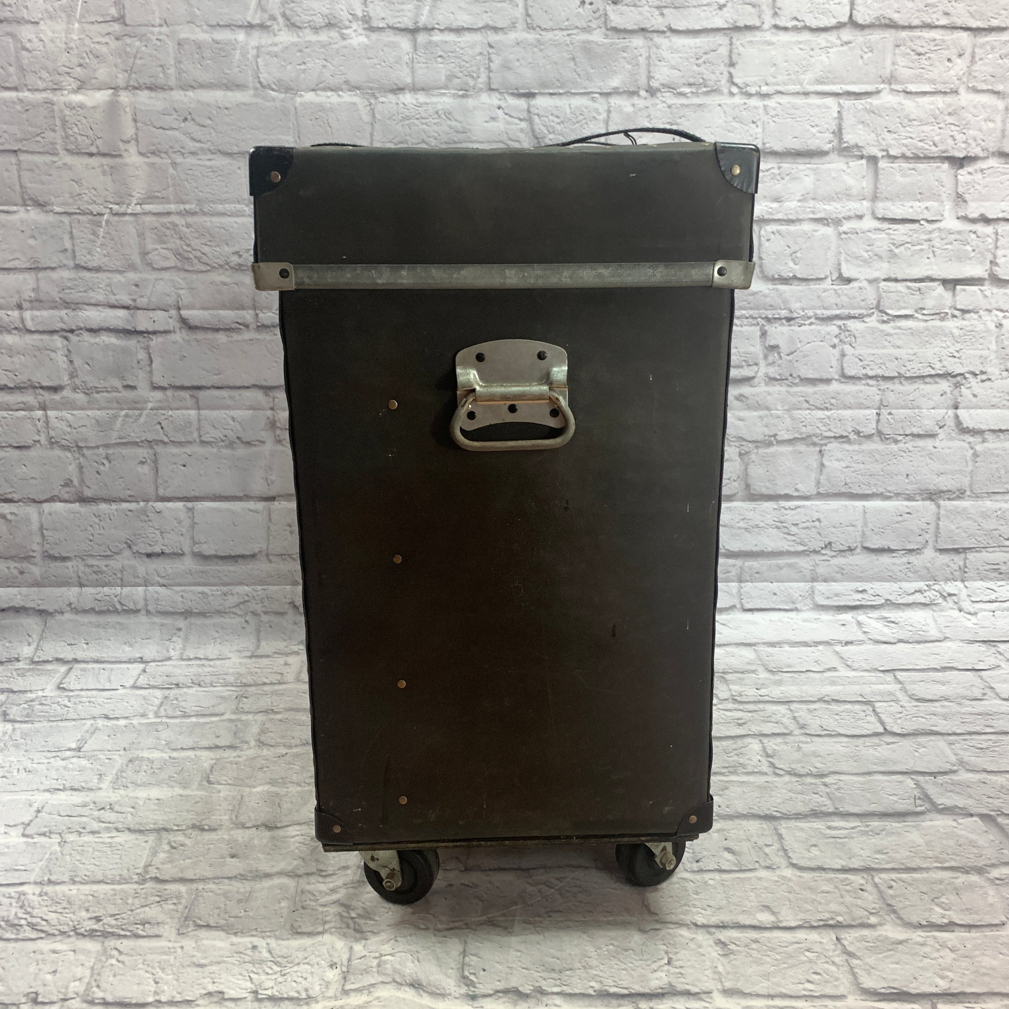 Vintage Humes Berg Trap Hardware Case with Wheels