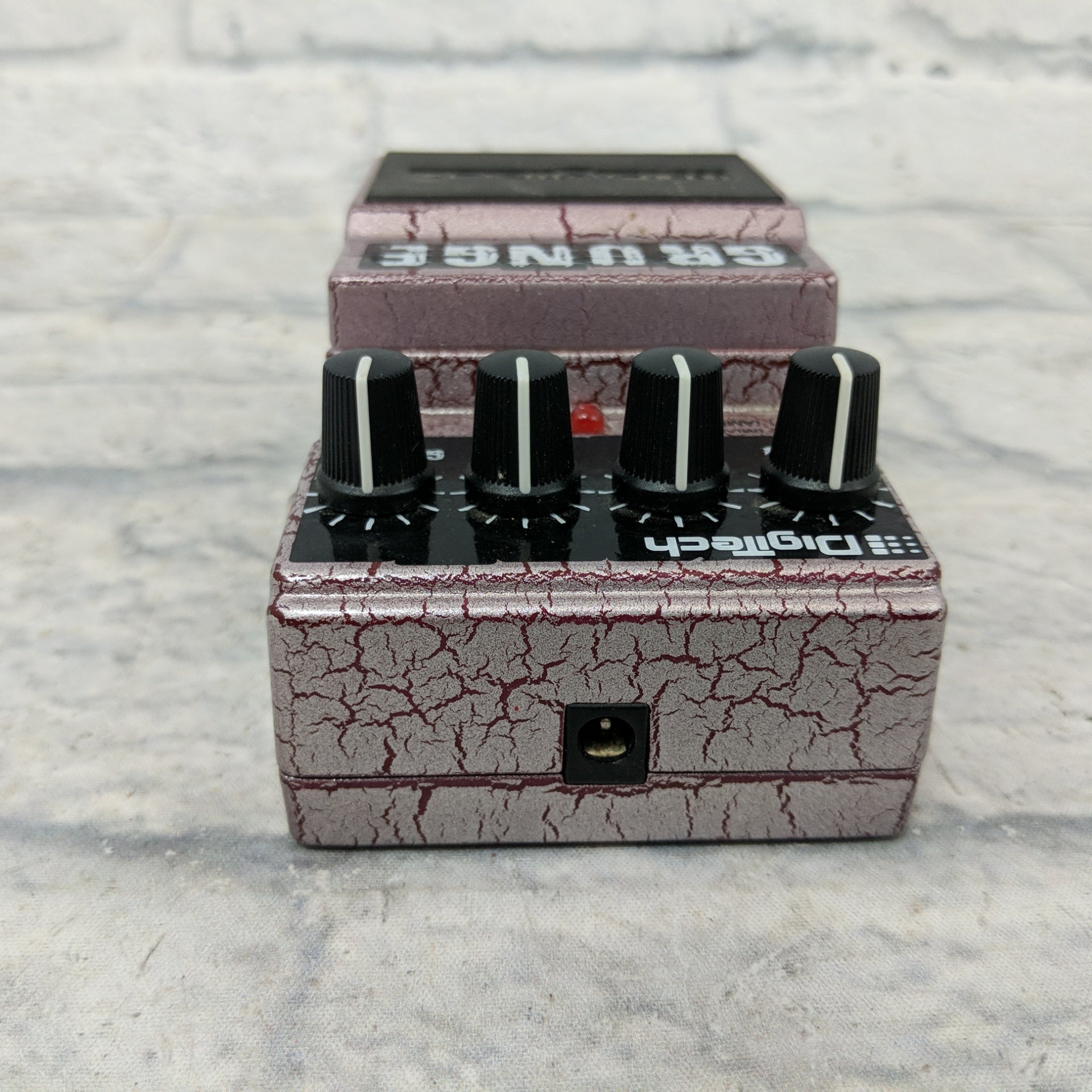 DigiTech Grunge Distortion Pedal - Evolution Music