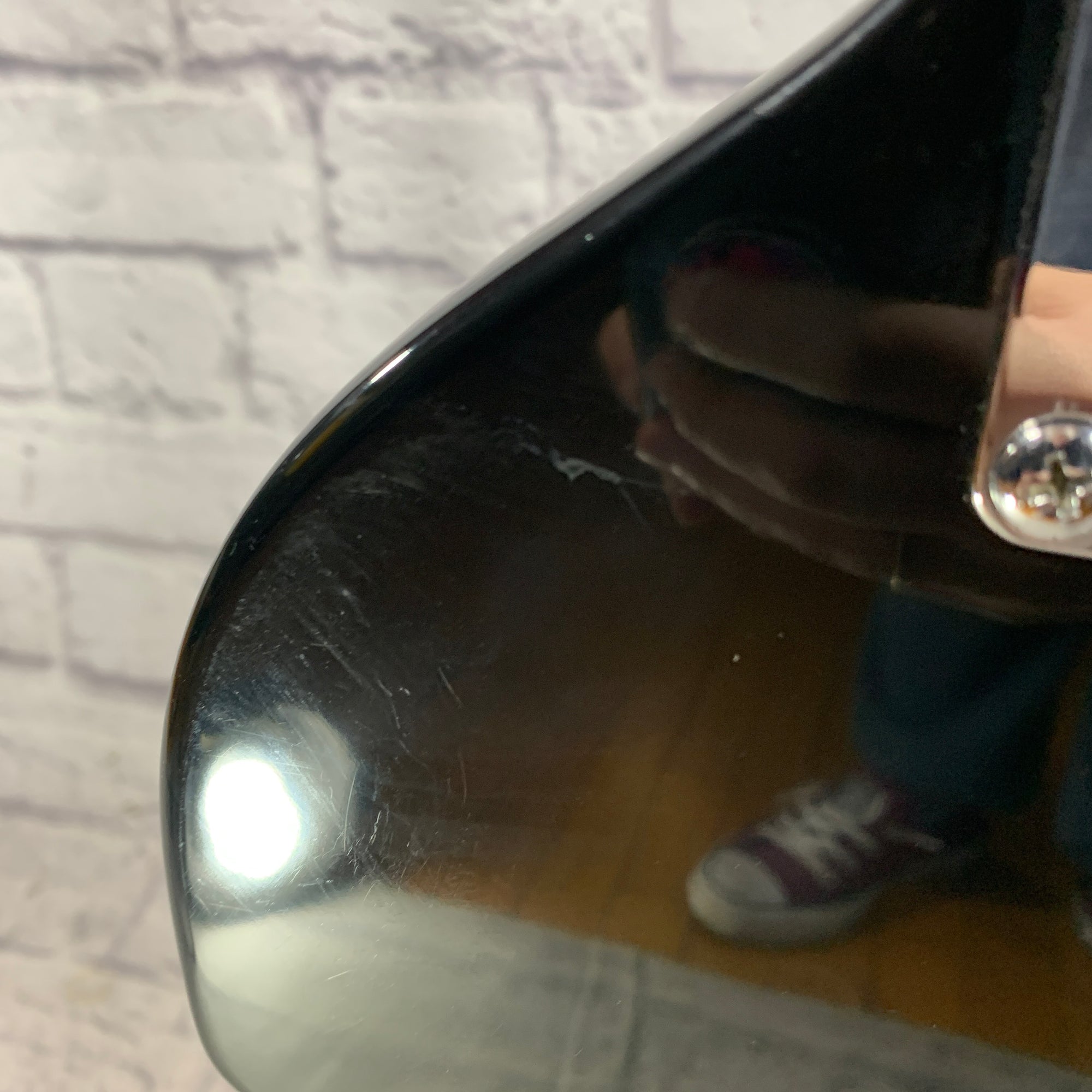 EFVB1 Hofner-Style Electric Bass Guitar