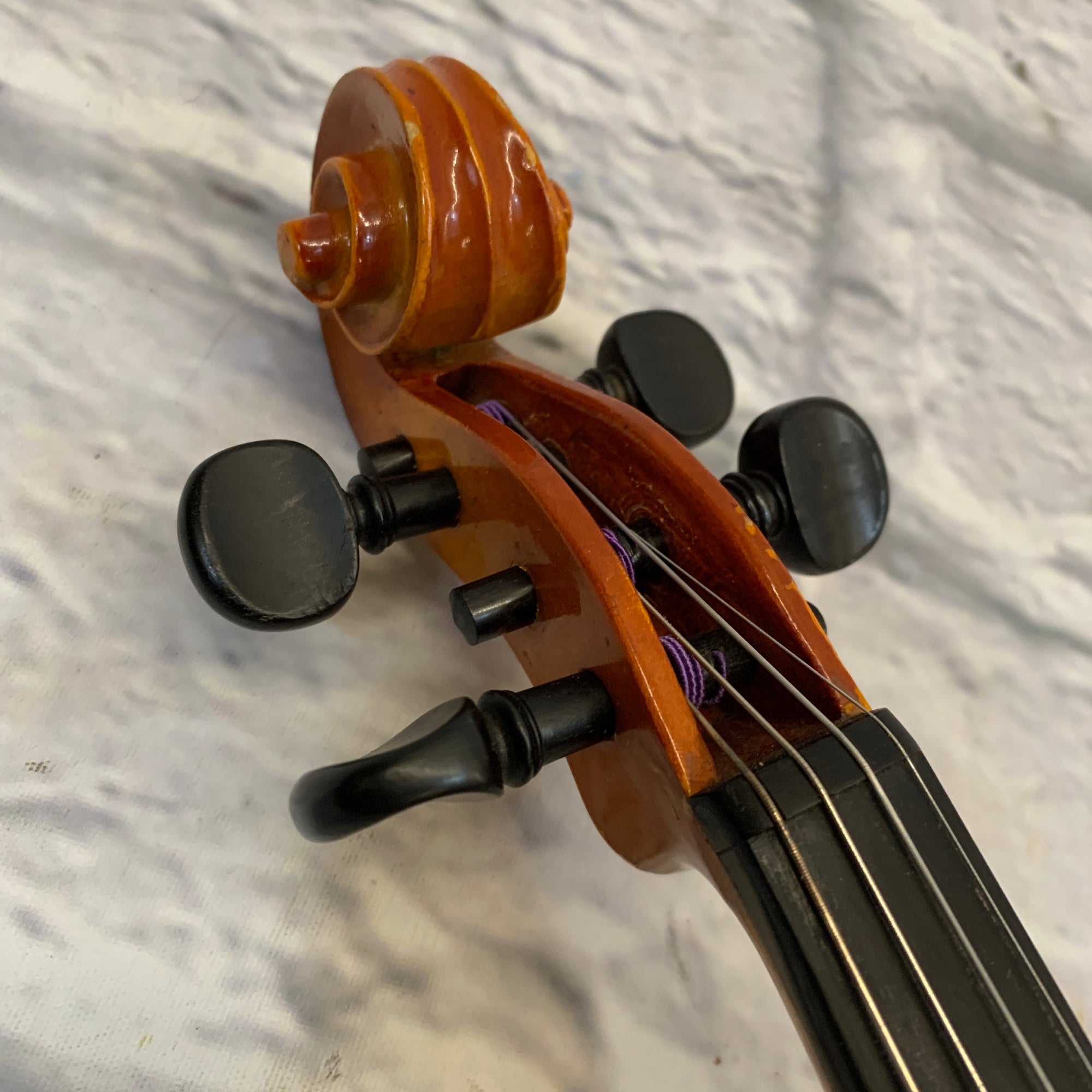 Karl Knilling 4/4 Violin w/ Case