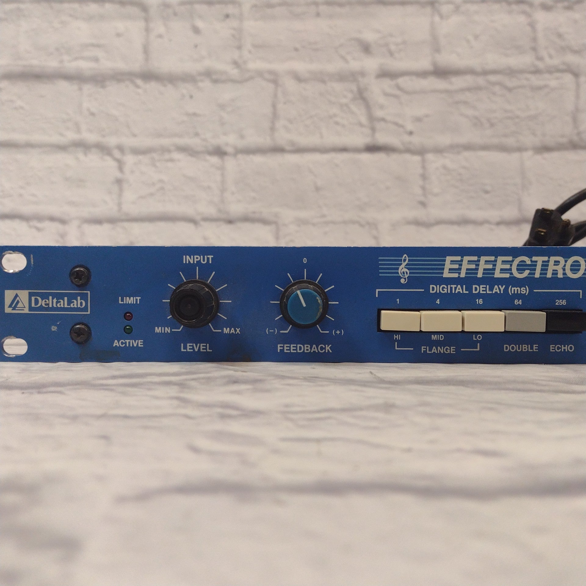 Deltalab ADM256 Effectron Delay Flange Rack Effects Unit
