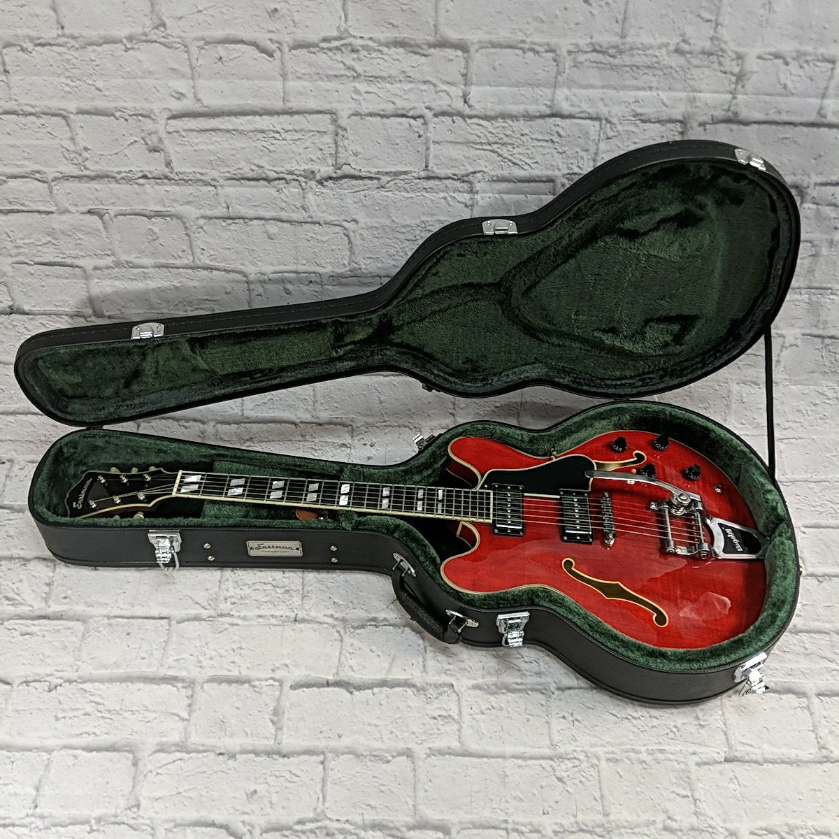 Eastman T486B-RD Hollow Body Thinline with Case Hollow Body Electric Guitar