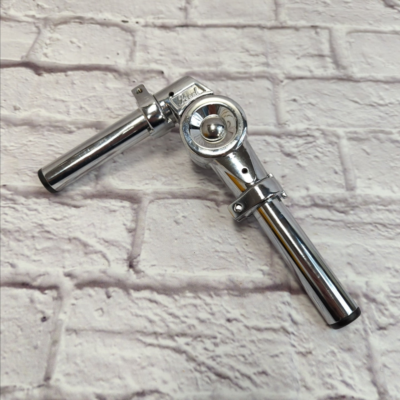 Pearl Short Arm Tom Mount