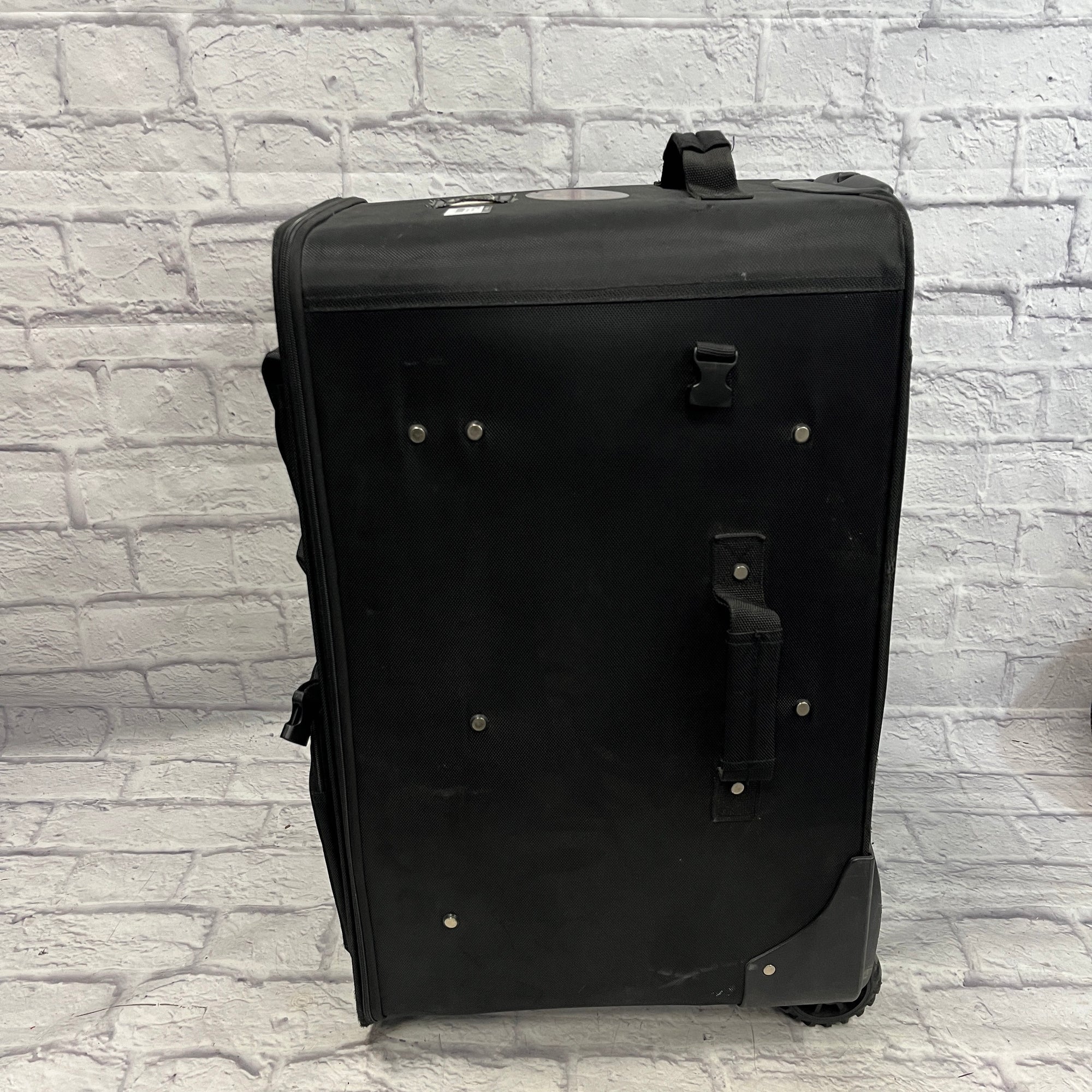 Unknown Compartmentalized Drum Bag on Wheels