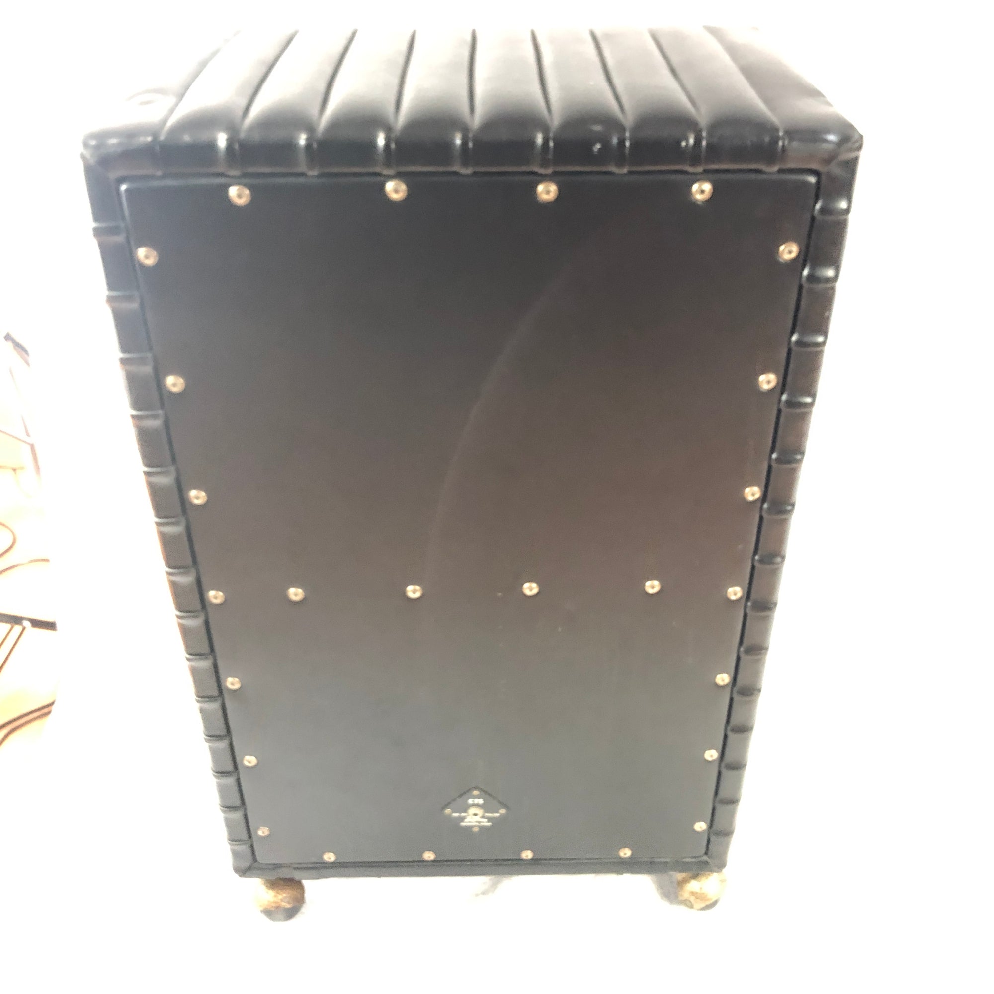Kustom K100 Tuck & Roll 2x12  Cabinet - Black