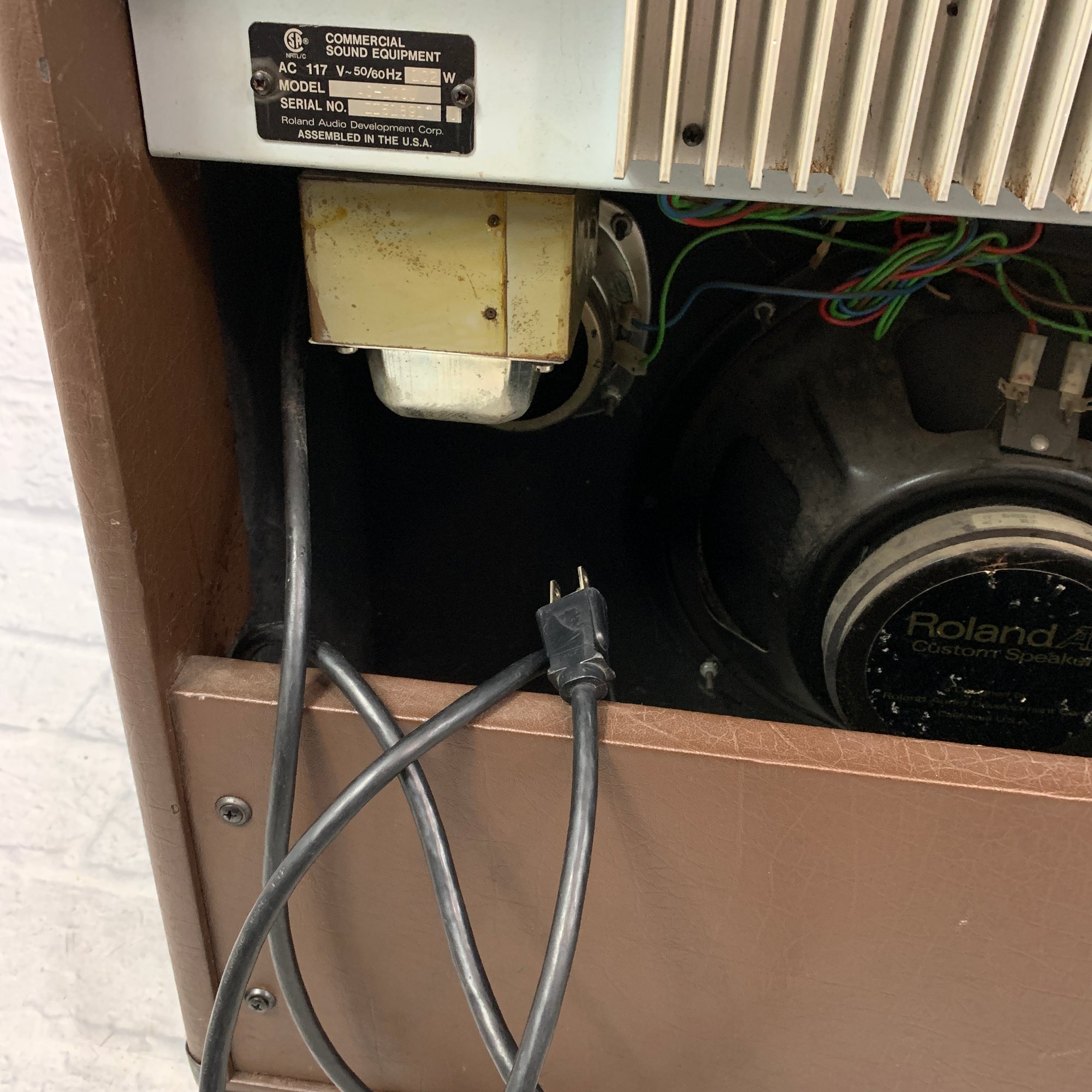 Roland Acoustic Chorus 100 Guitar Combo Amp