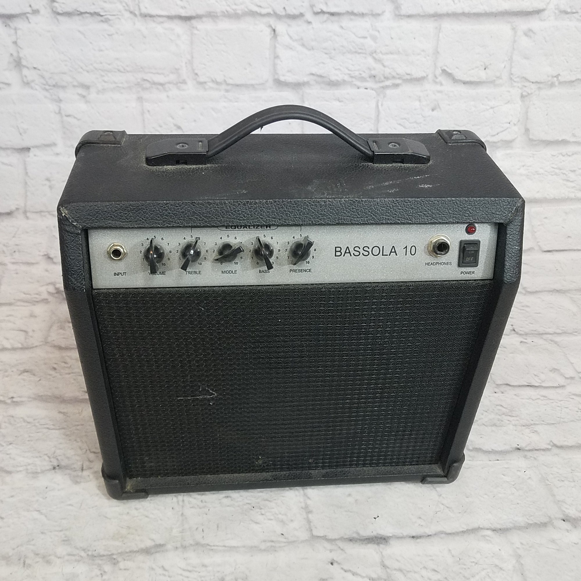 Dean Bassola 10 Bass Practice Combo Amplifier