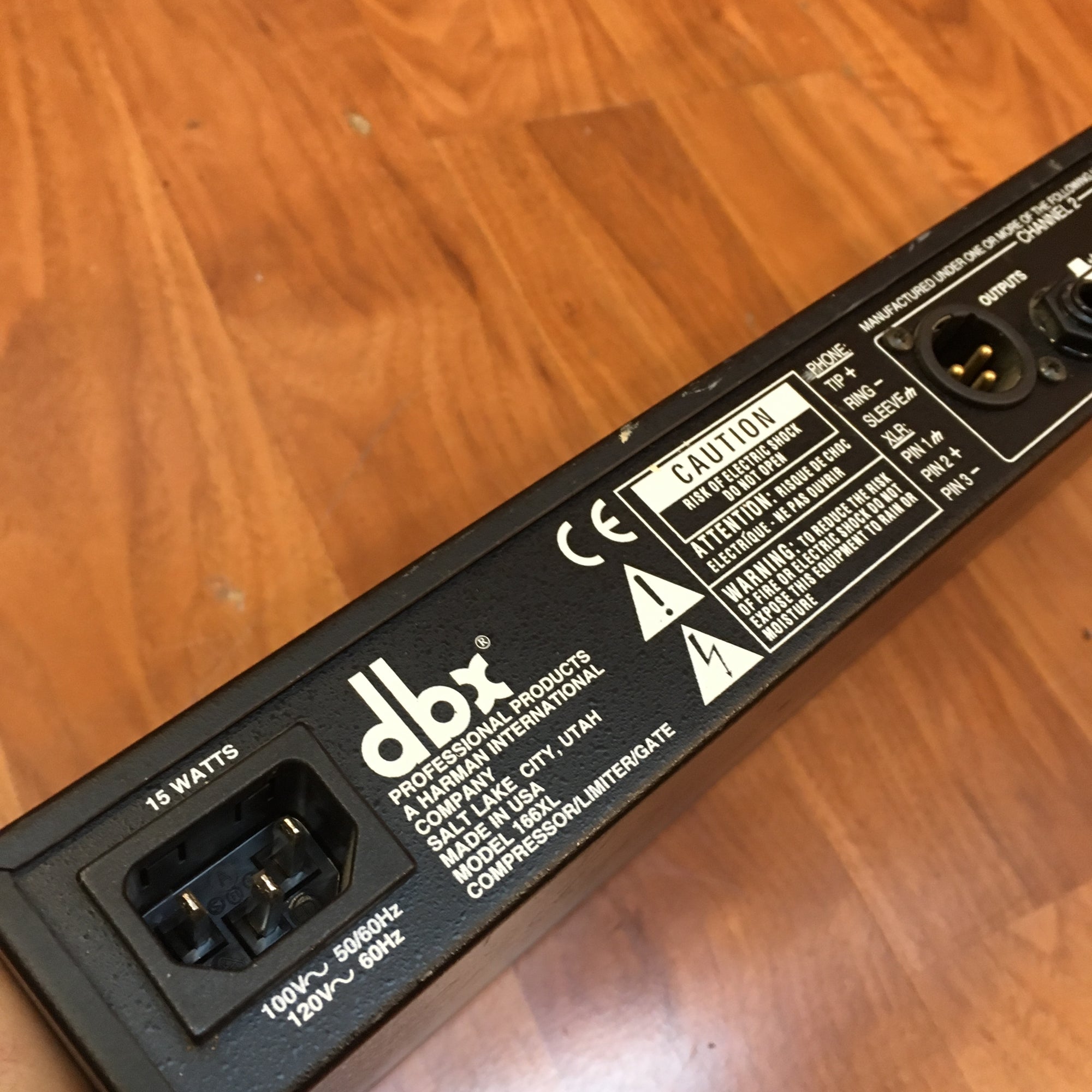 DBX 166XL Stereo Compressor Limiter