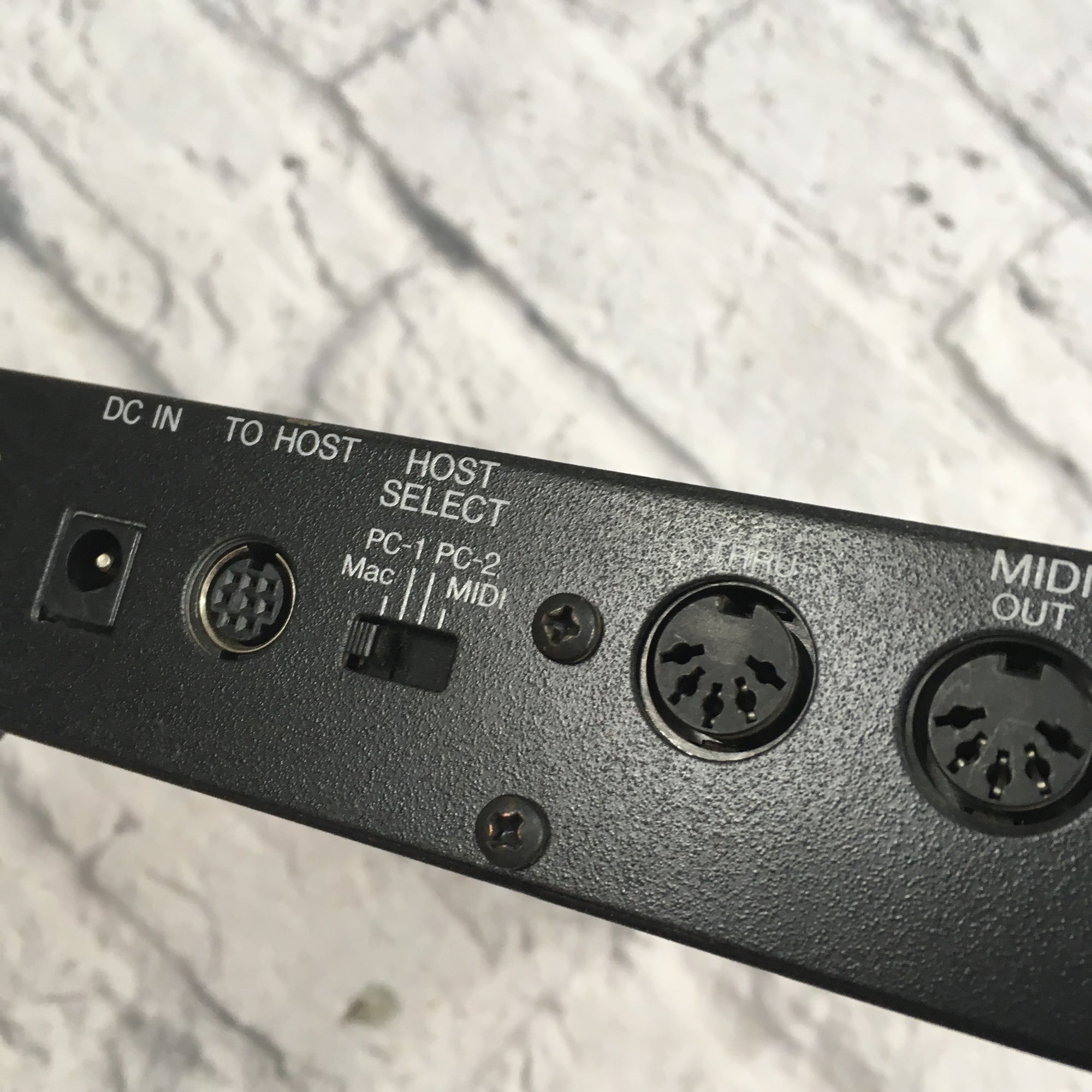 Yamaha TG100 MIDI Tone Generator Module