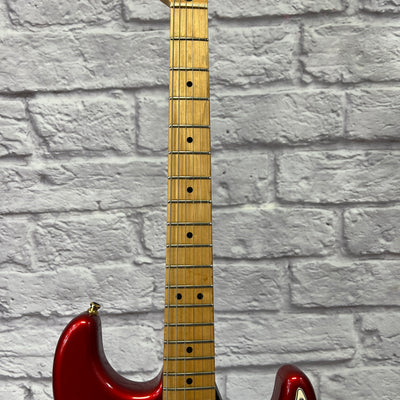 Fender MIM Stratocaster 2006 Electric Guitar - Candy Apple Red