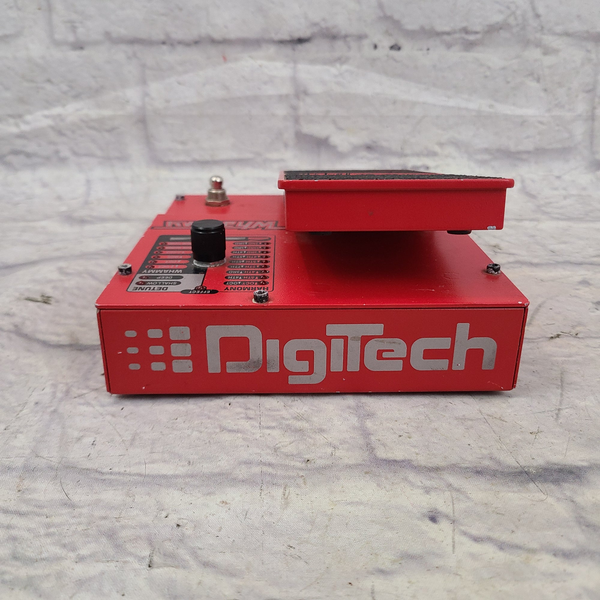 4th pedal Digitech Whammy IV Pitch Shifter Pedal no power supply