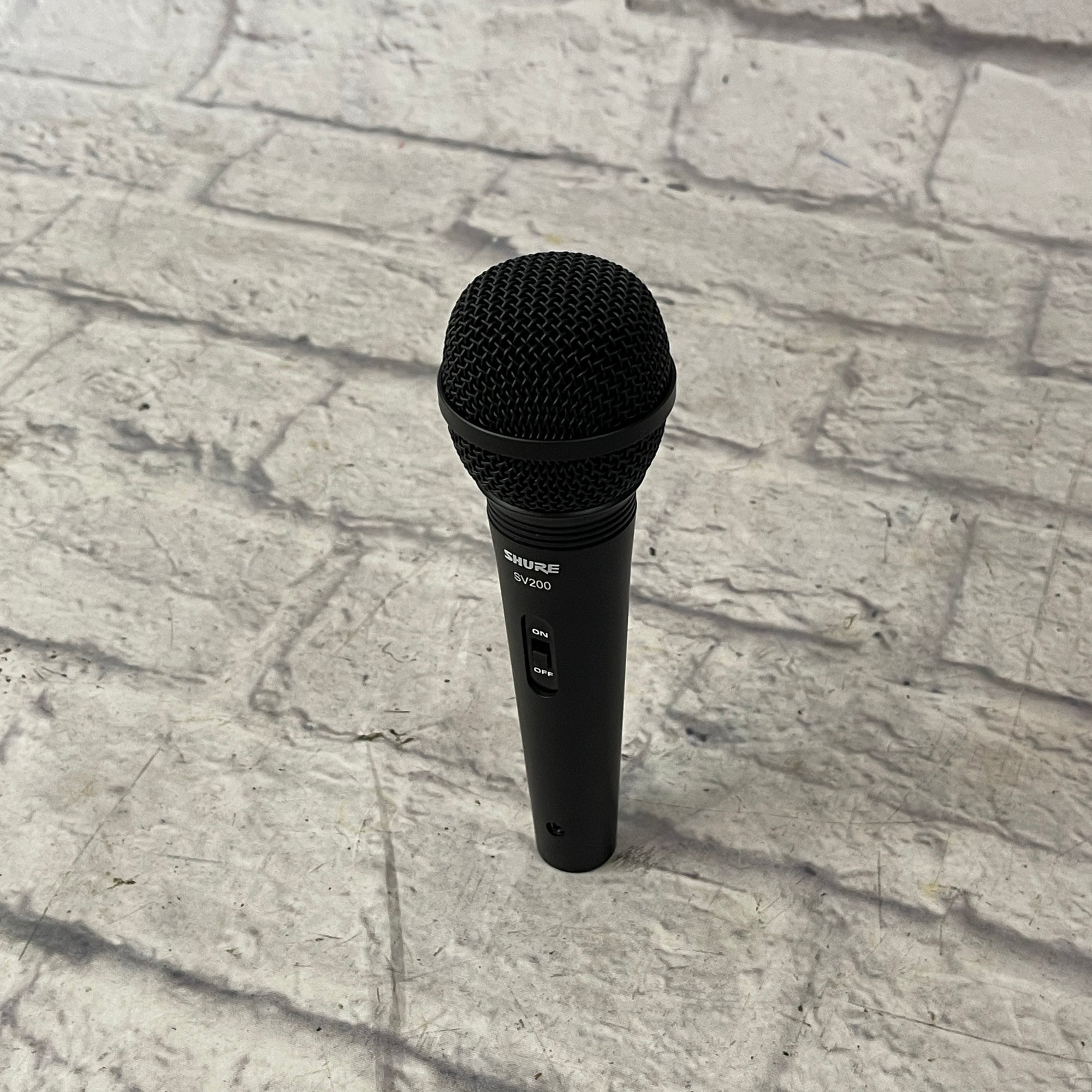 Shure SV200 Dynamic Microphone
