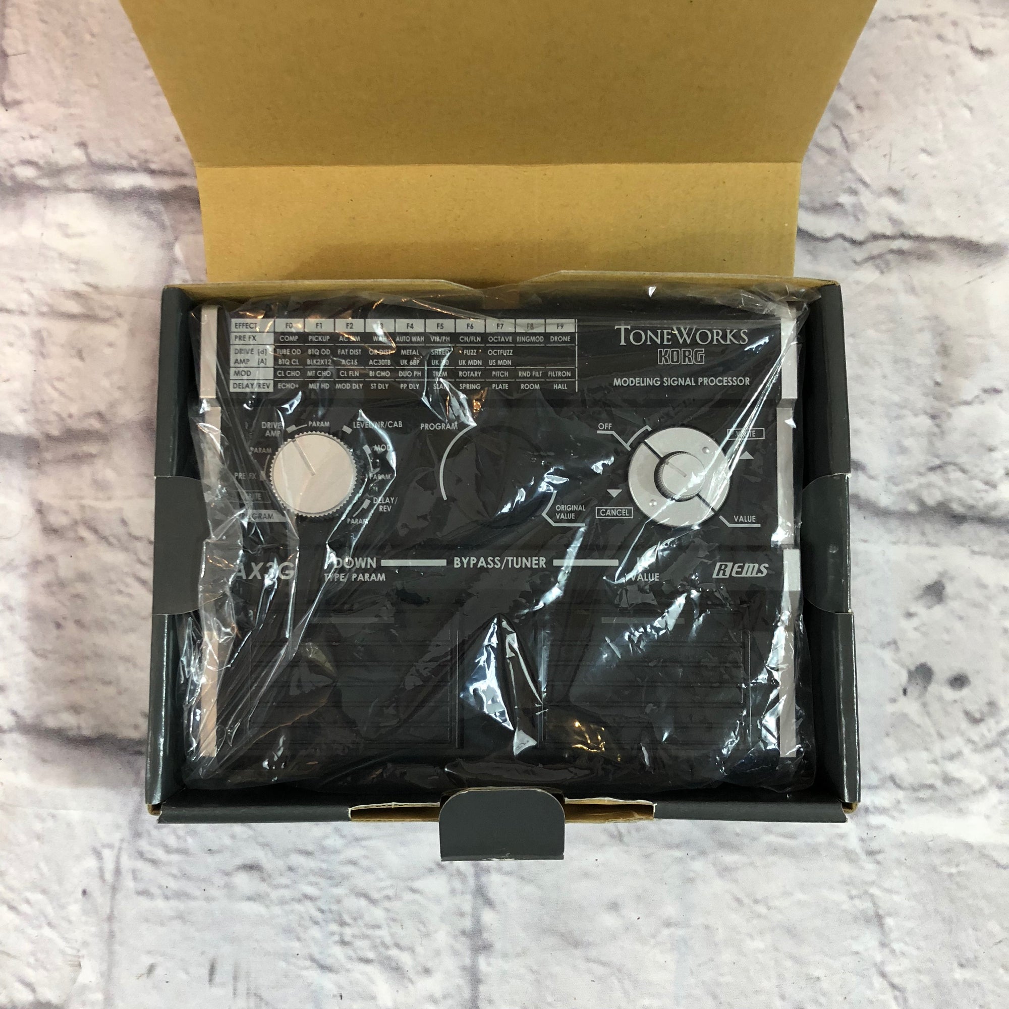Korg Tone Works AX3G Modeling Guitar Processor