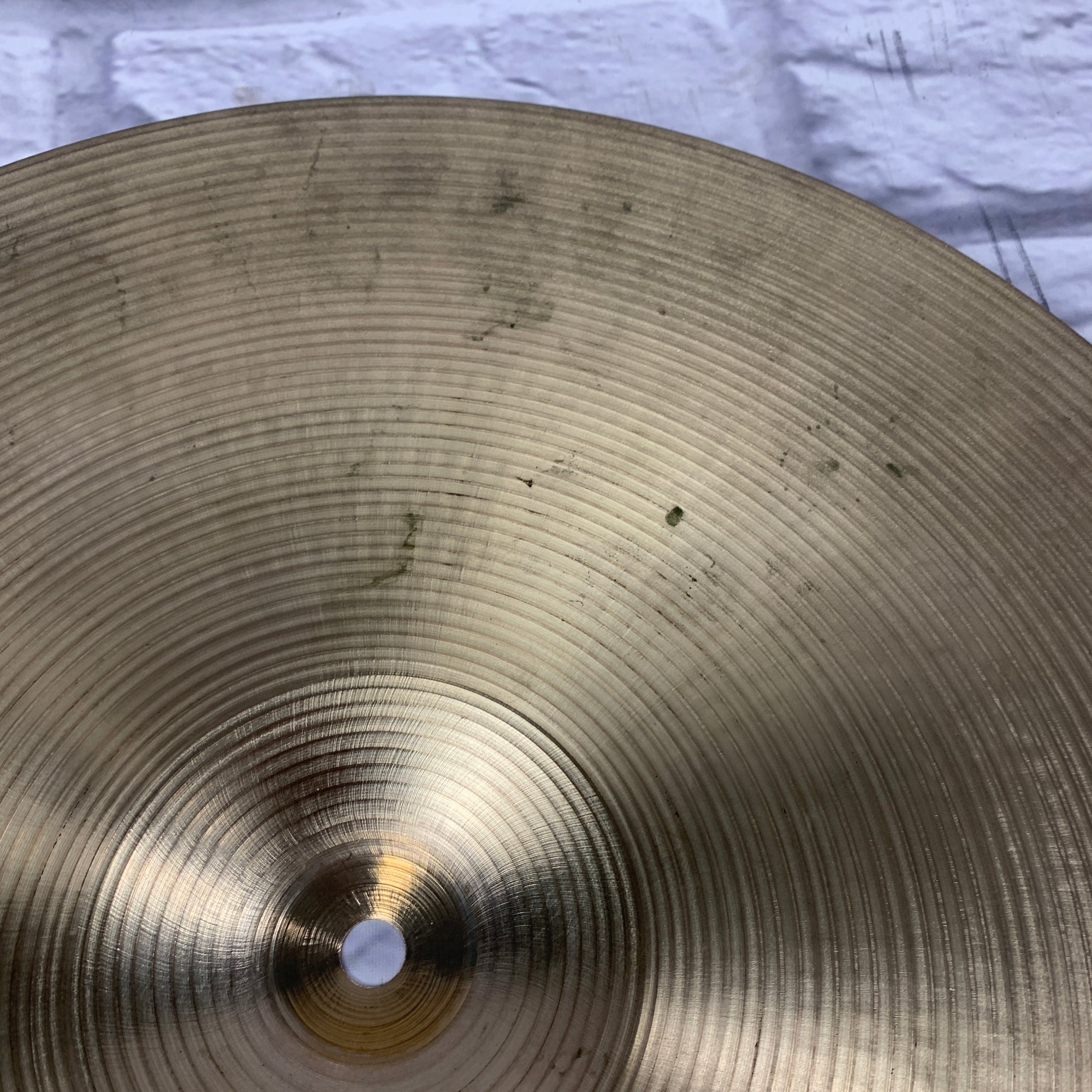 1995 Zildjian 16" Medium Crash Crash Cymbal