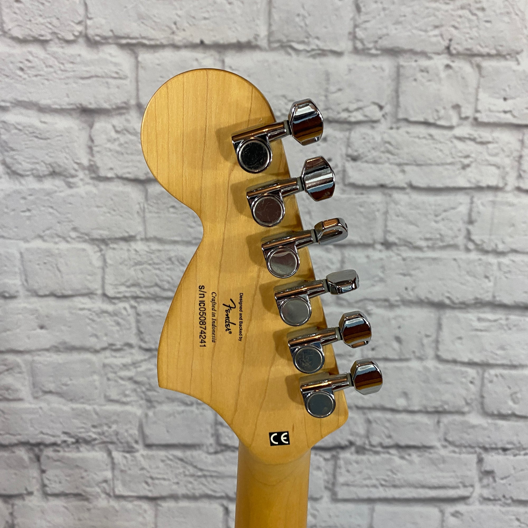 Fender Affinity Series Stratocaster Electric Guitar - White