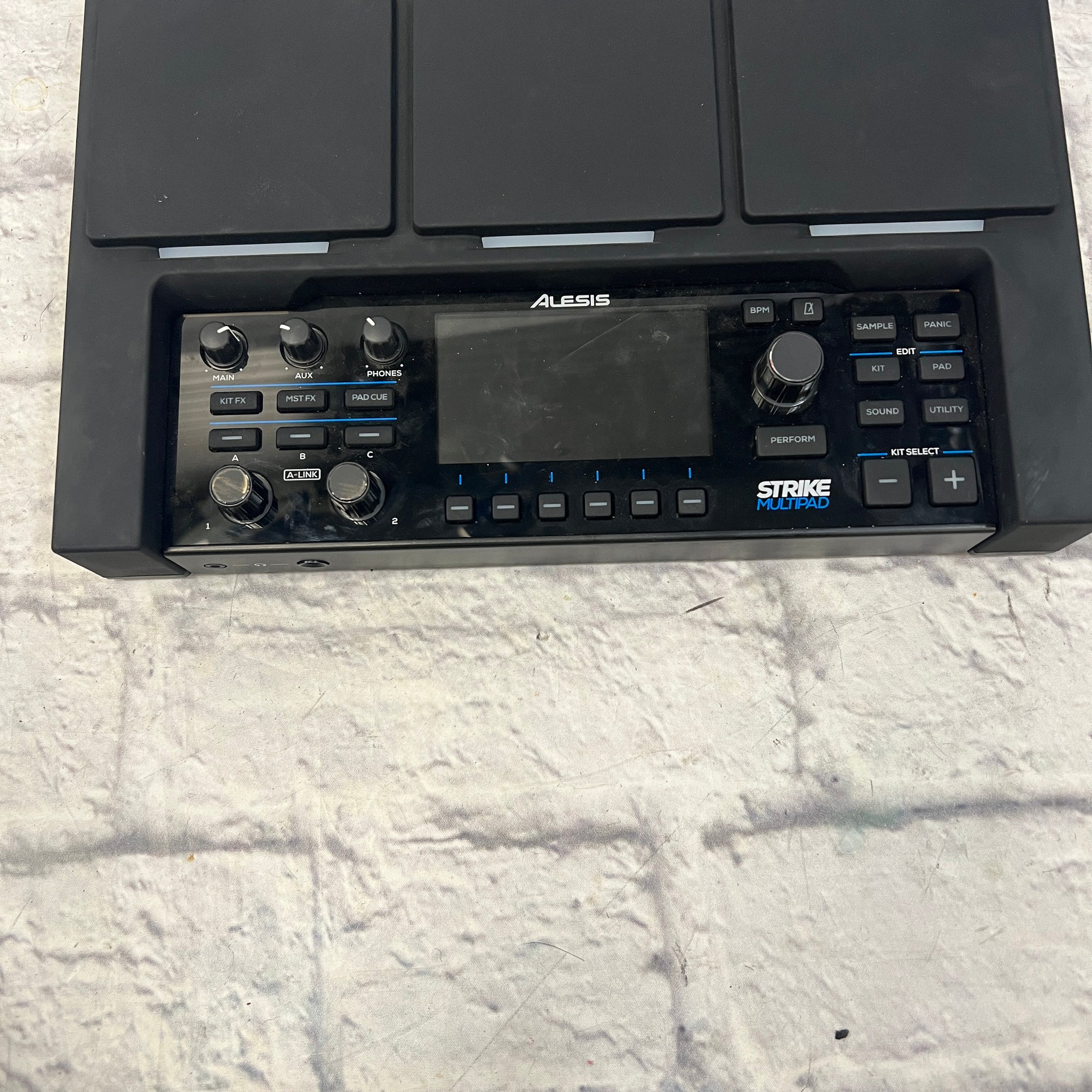alesis strike multipad kick pedal Alesis Strike MultiPad Drum Pad