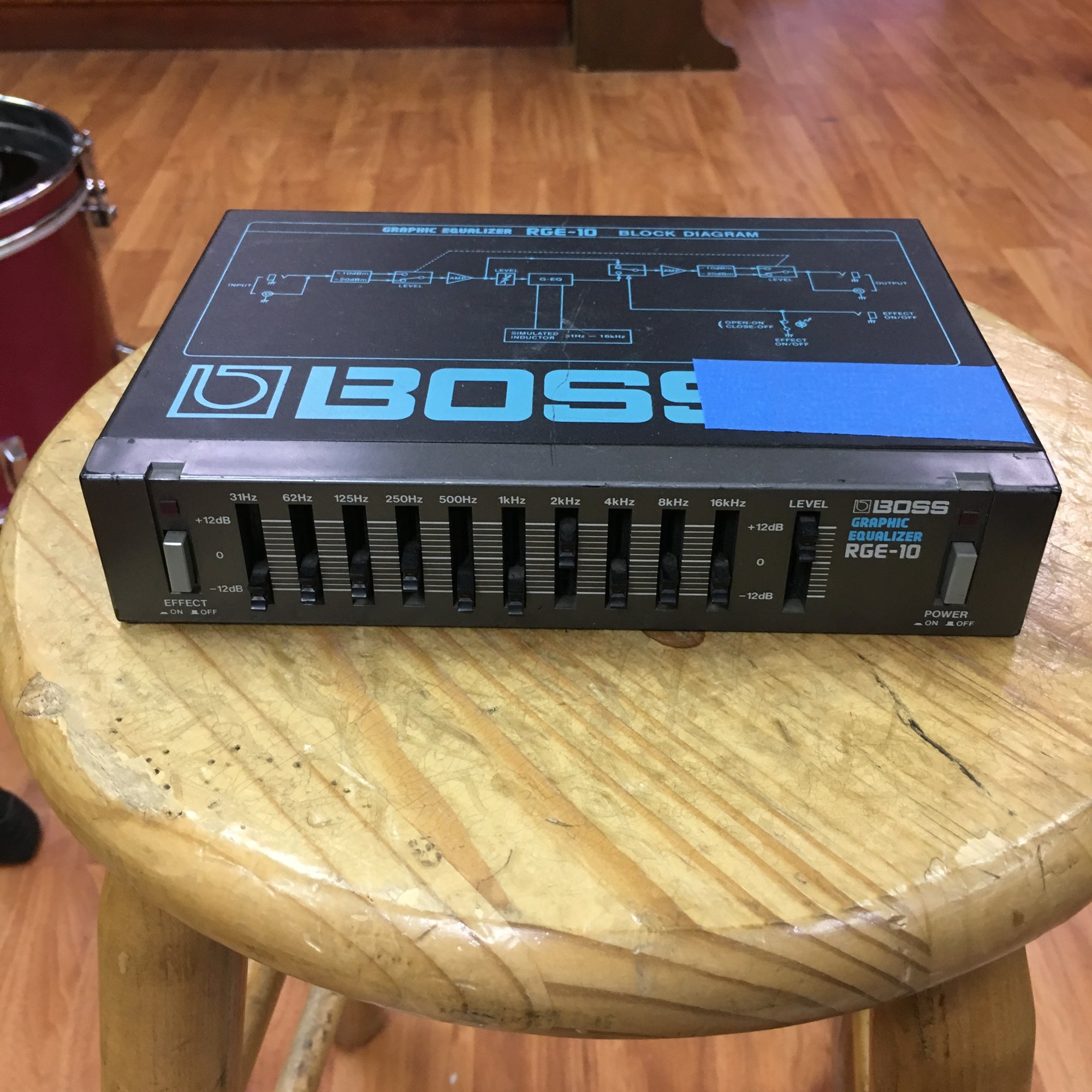 Boss RGE-10 Rack Equalizer w Power Supply